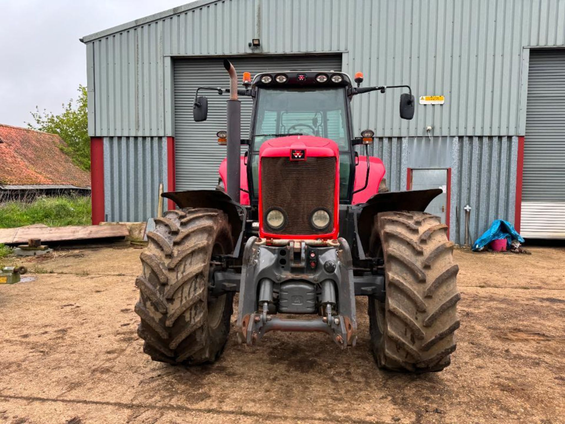 2011 Massey Ferguson 6499 Dyna 6 50kph 4wd tractor with front linkage, 2 electric and 2 manual spool - Image 15 of 18