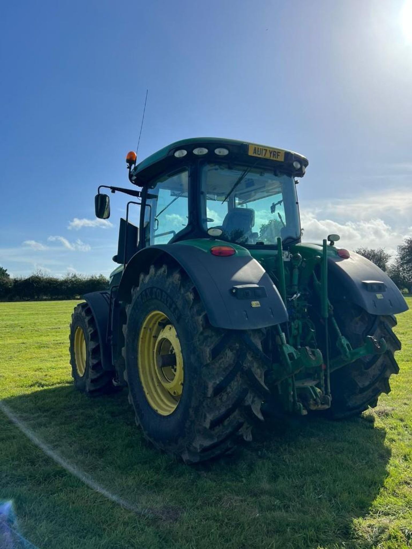 2017 John Deere 7250R - Image 5 of 10