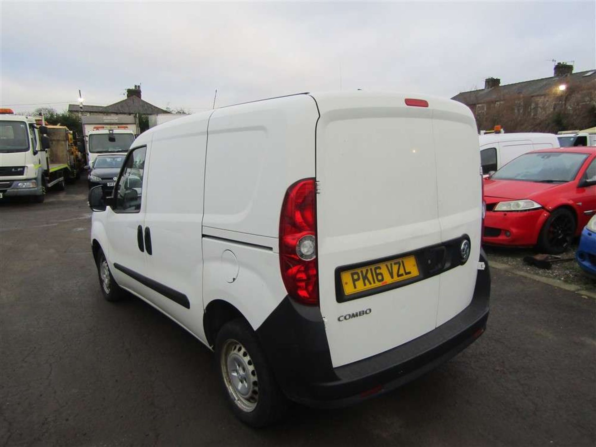 2016 16 reg Vauxhall Combo 2000 L1H1 CDTI - Image 2 of 7