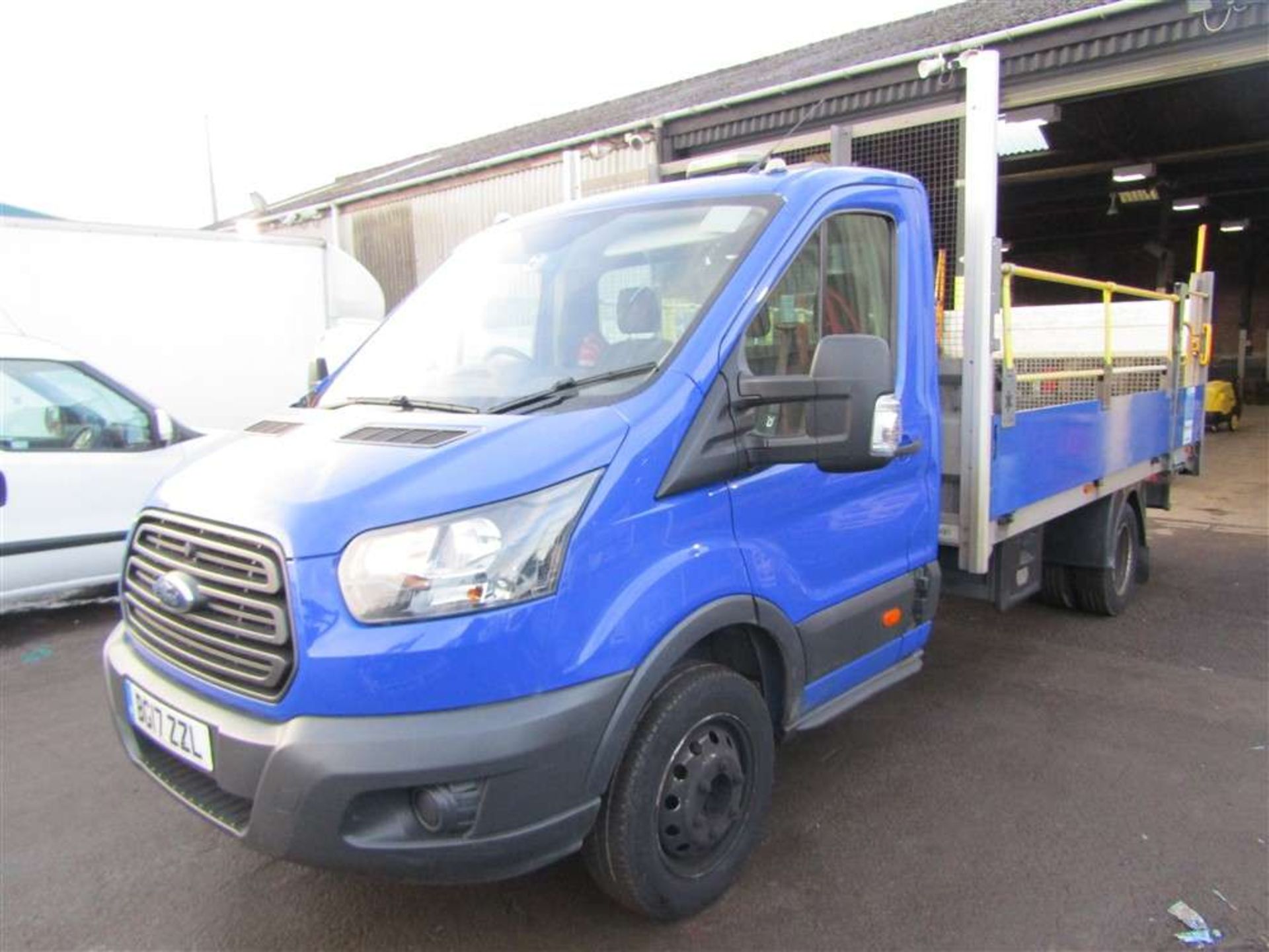 2017 17 reg Ford Transit 350 Dropside - Image 2 of 6