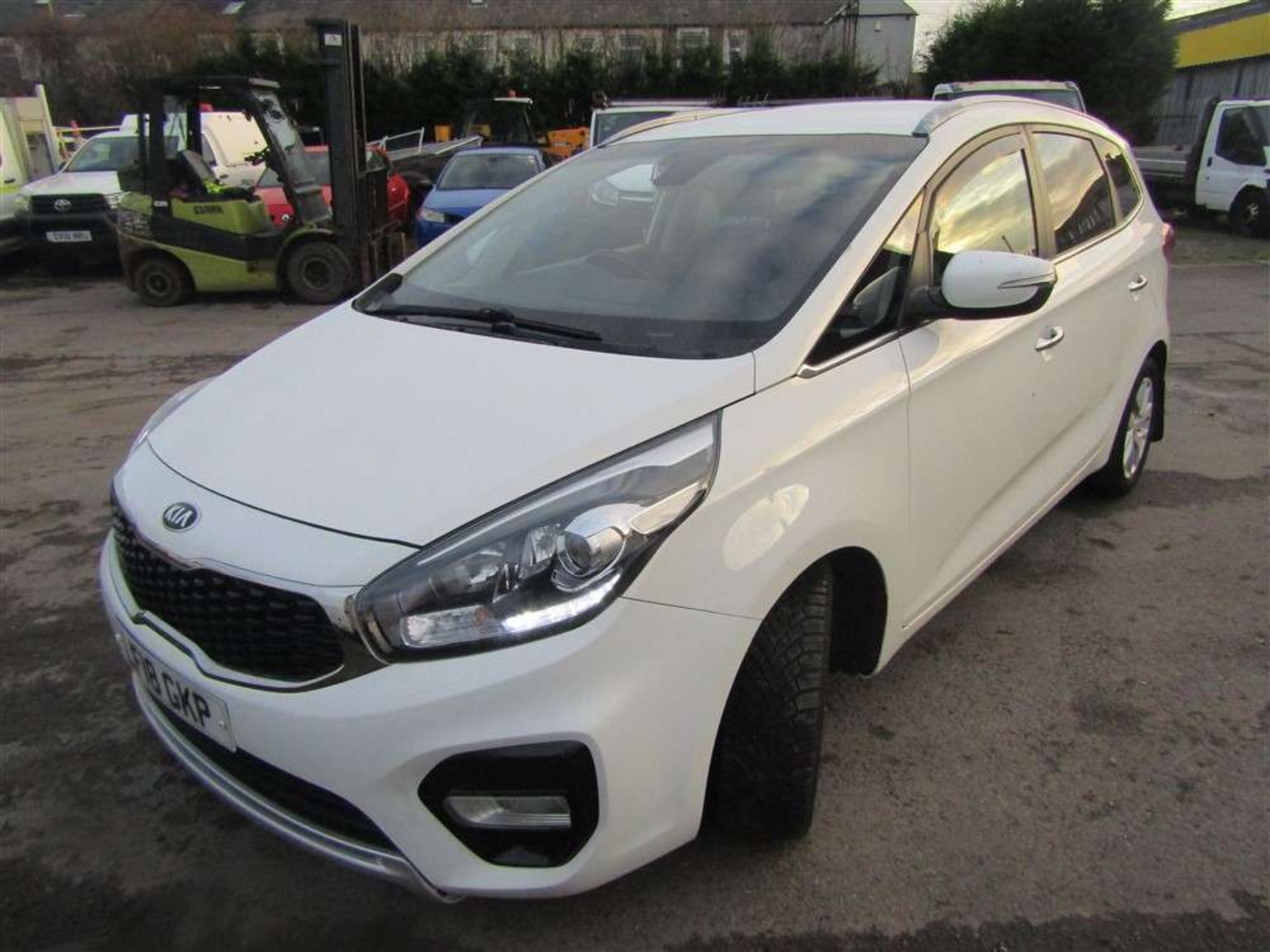 2018 18 reg Kia Carens 2 CRDI ISG S-A (No Reverse Gear) - Image 2 of 6