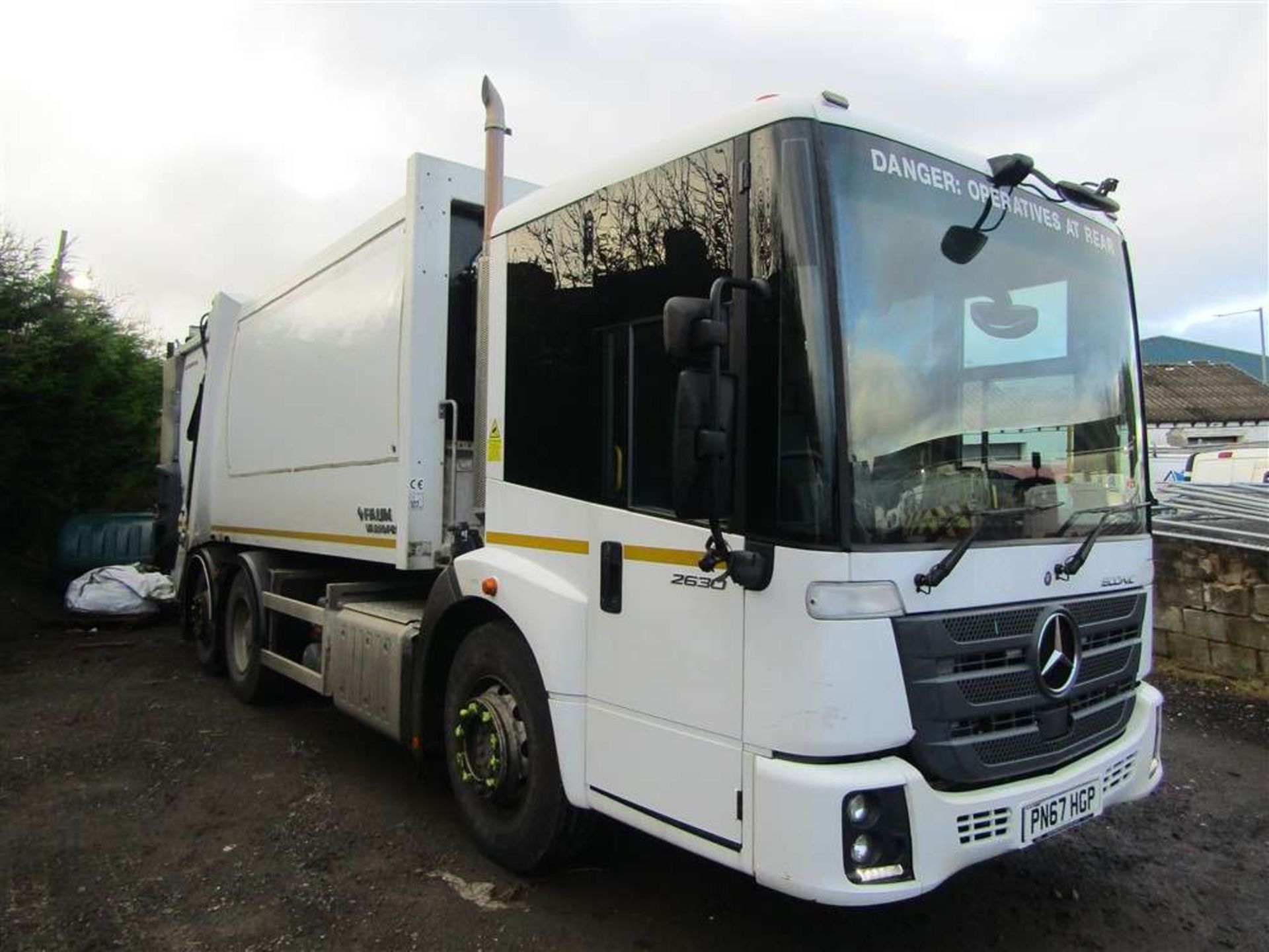 2017 67 reg Mercedes Econic 2630 Refuse Wagon (Direct Council)