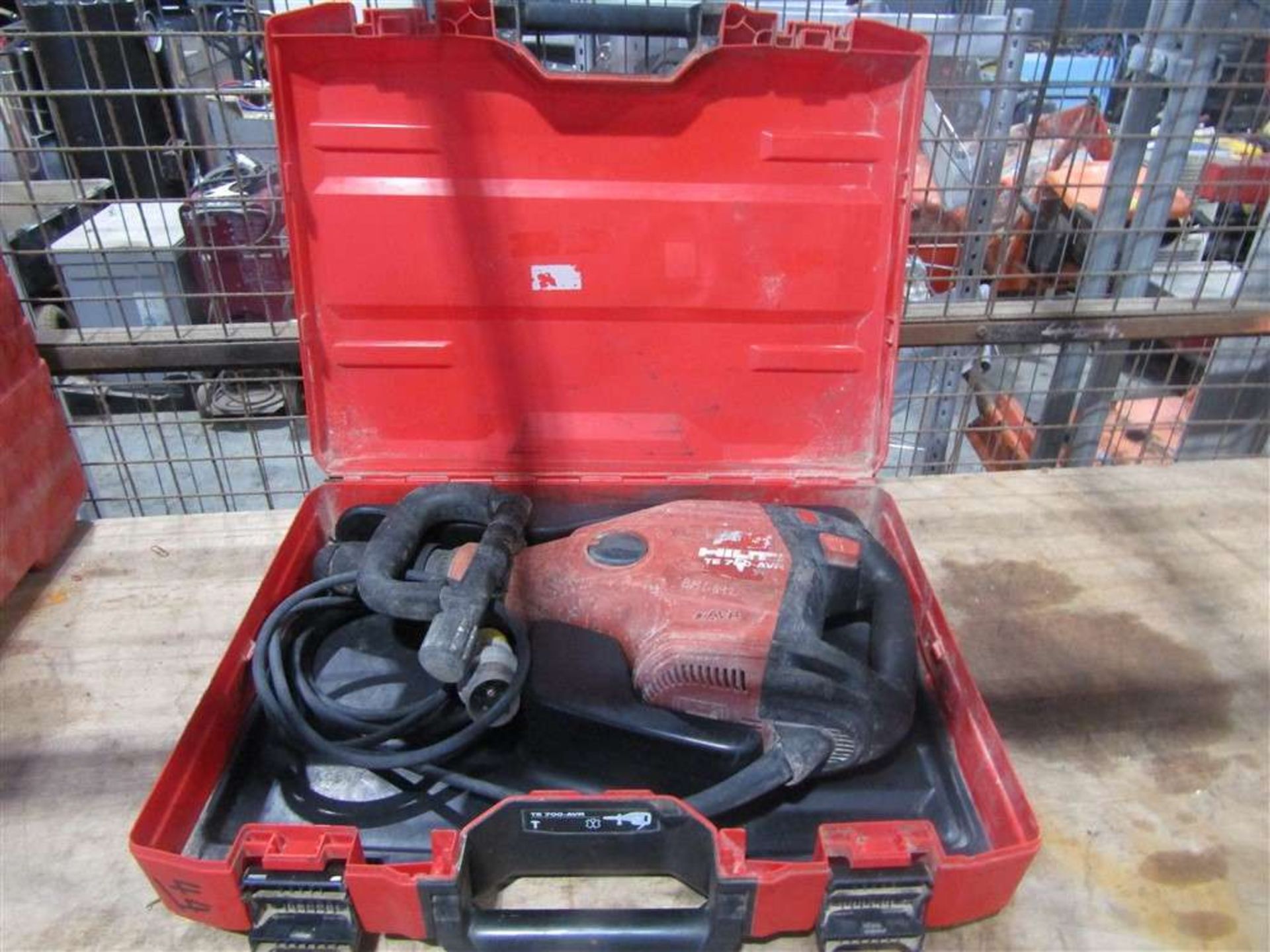 7kg 110v Breaker (Direct Hire Co)