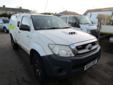 2010 10 reg Toyota Hilux HL2 D-4D 4x4 ECB (Runs & Drives for Loading) (Direct Electricity NW)