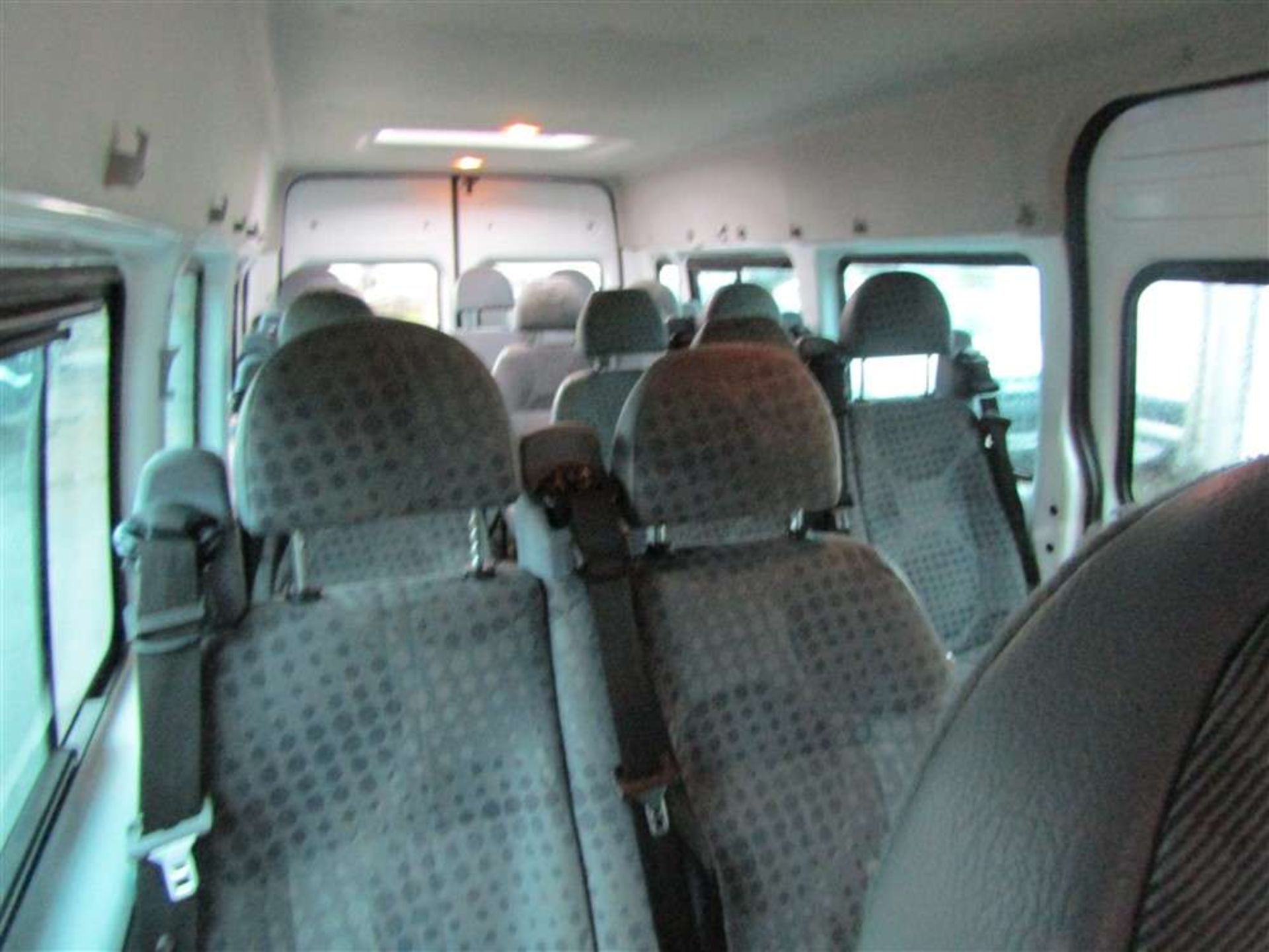 2013 13 reg Ford Transit 135 T430 RWD 17 Seat Minibus (Direct Council) - Image 5 of 7