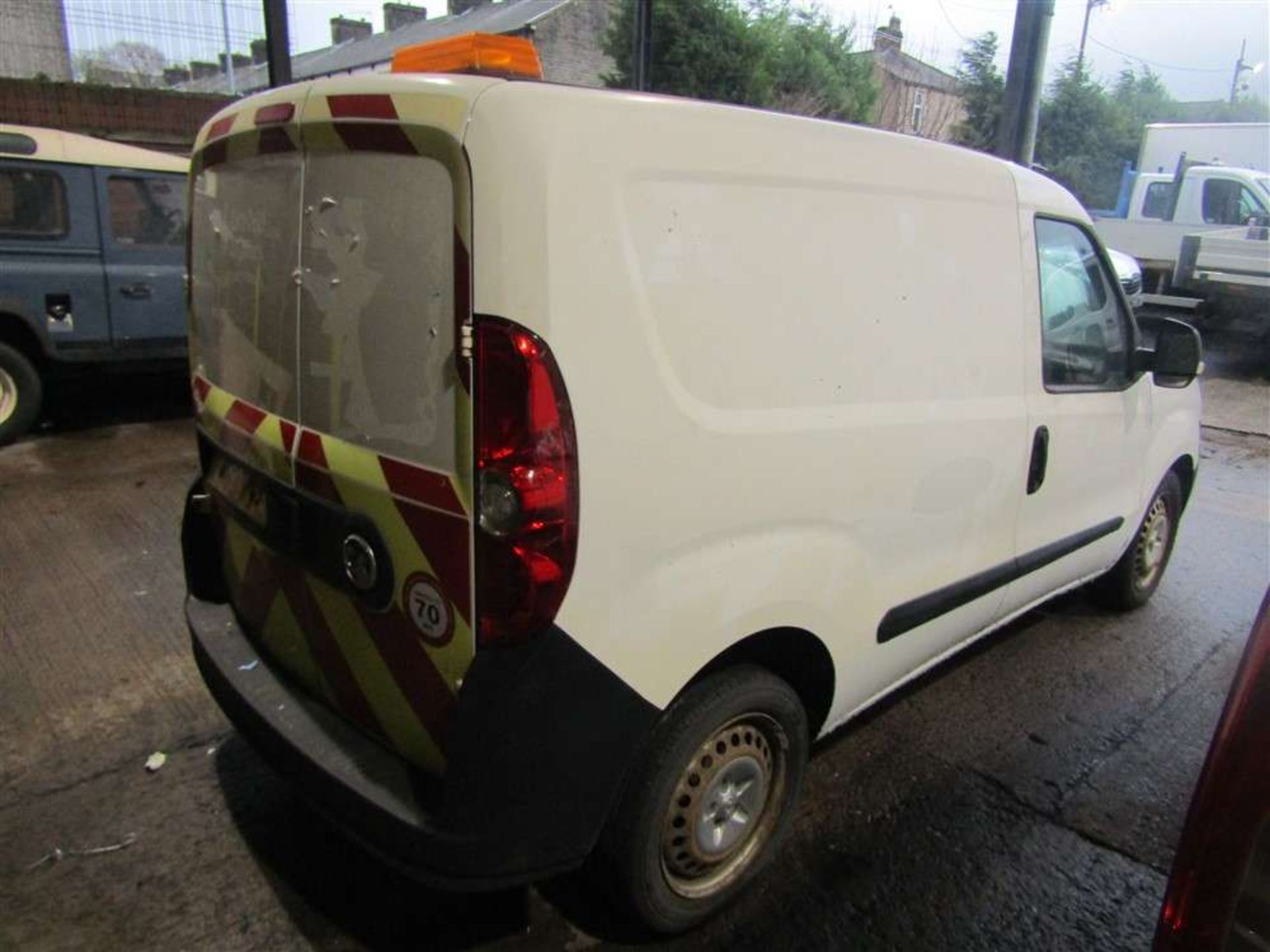 2013 63 reg Vauxhall Combo 2300 L1H1 CDTI (Non Runner) (Direct United Utilities Water) - Image 4 of 6