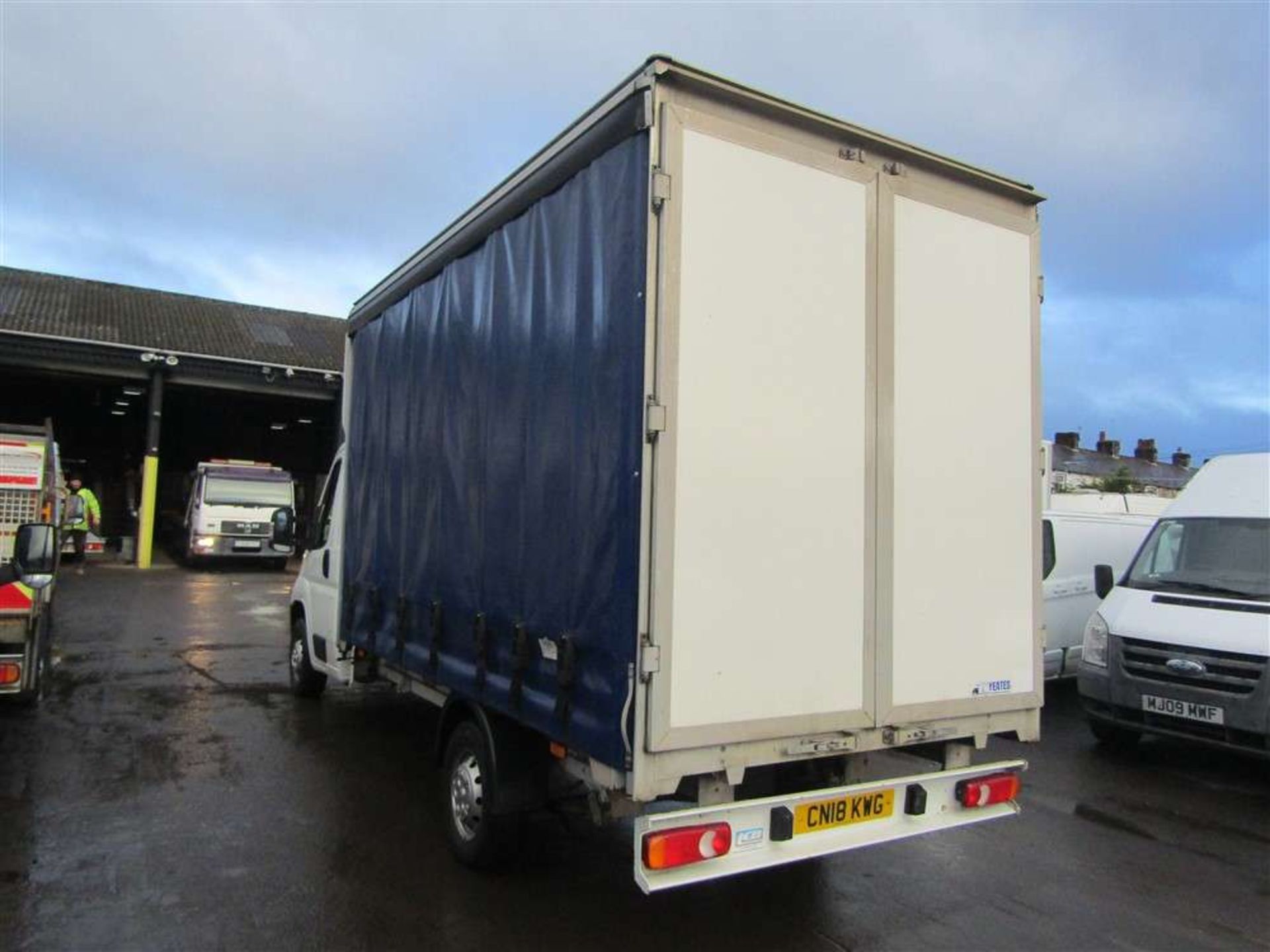 2018 18 reg Citroen Relay 35 L3 Blue HDI Curtain Sider - Image 3 of 7