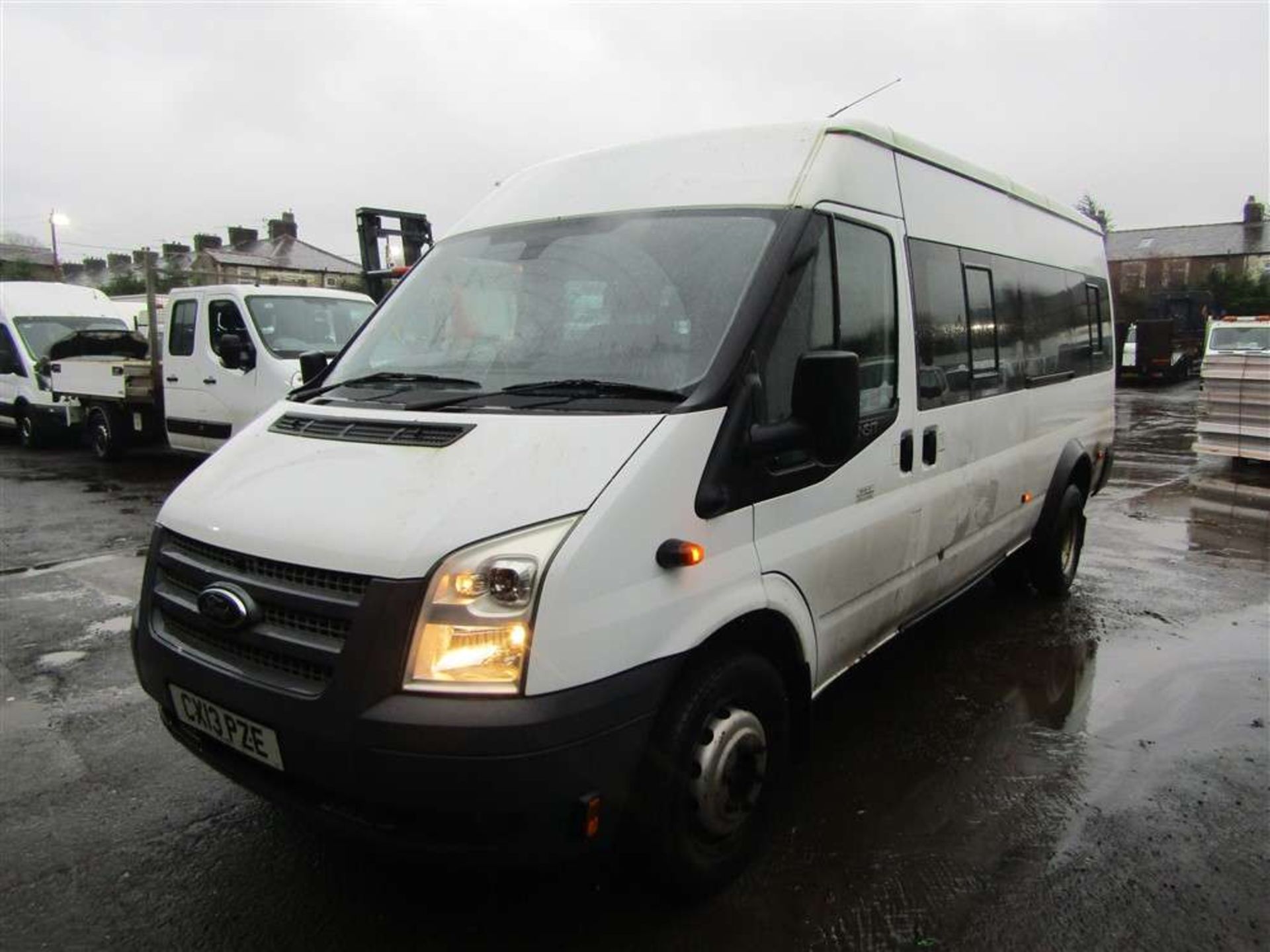 2013 13 reg Ford Transit 135 T430 RWD 17 Seat Minibus (Direct Council) - Image 2 of 7