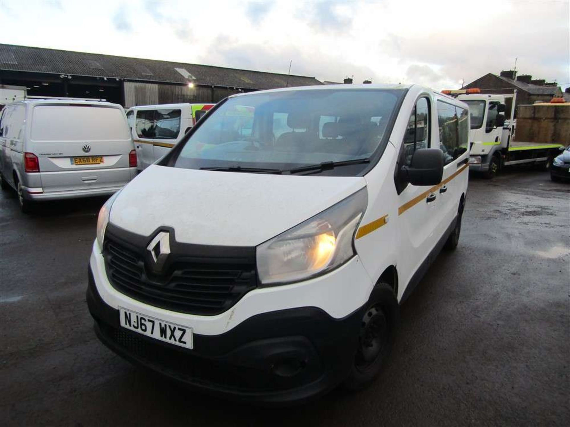 2017 67 reg Renault Trafic LL29 Business Energy DCI - Image 2 of 7