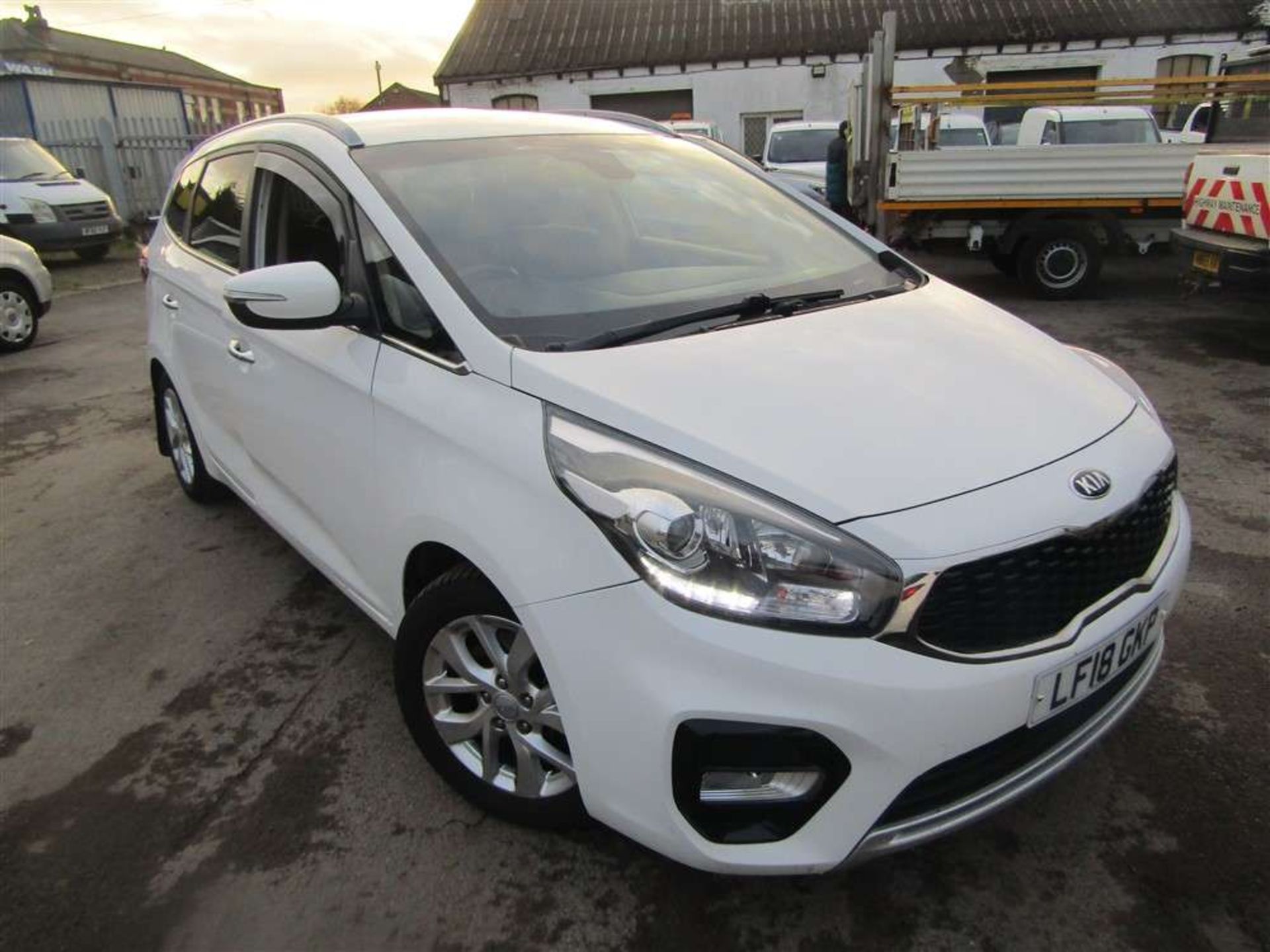 2018 18 reg Kia Carens 2 CRDI ISG S-A (No Reverse Gear)