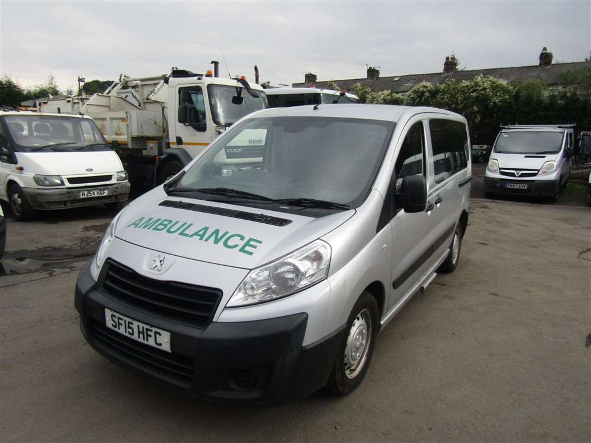 2015 15 reg Peugeot Independence SE Ambulance - Image 2 of 7