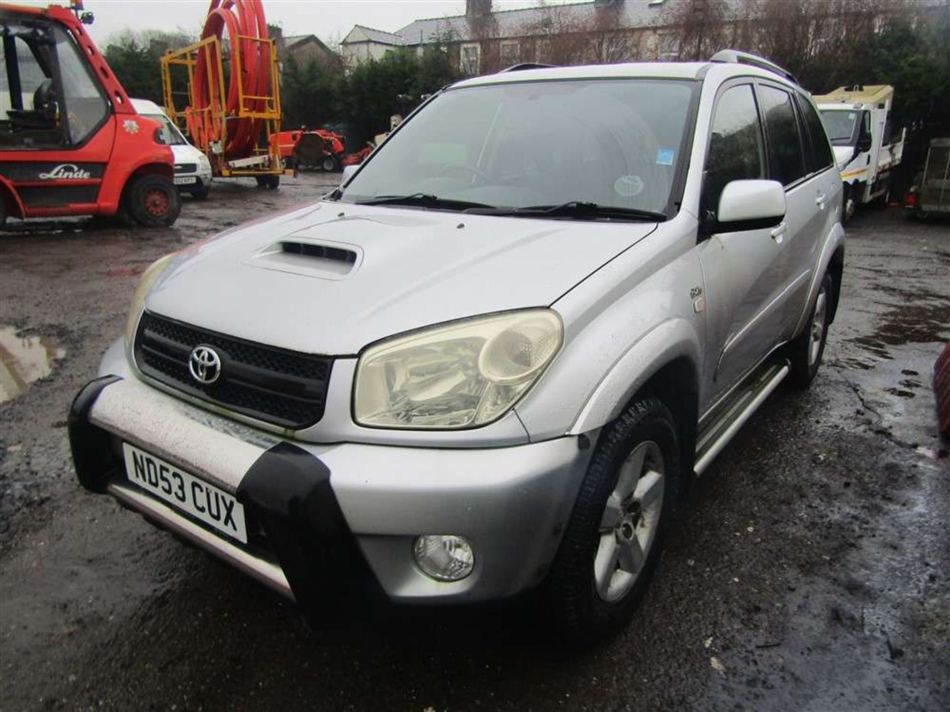 2003 53 reg Toyota RAV4 XT3 D-4D - Image 2 of 6