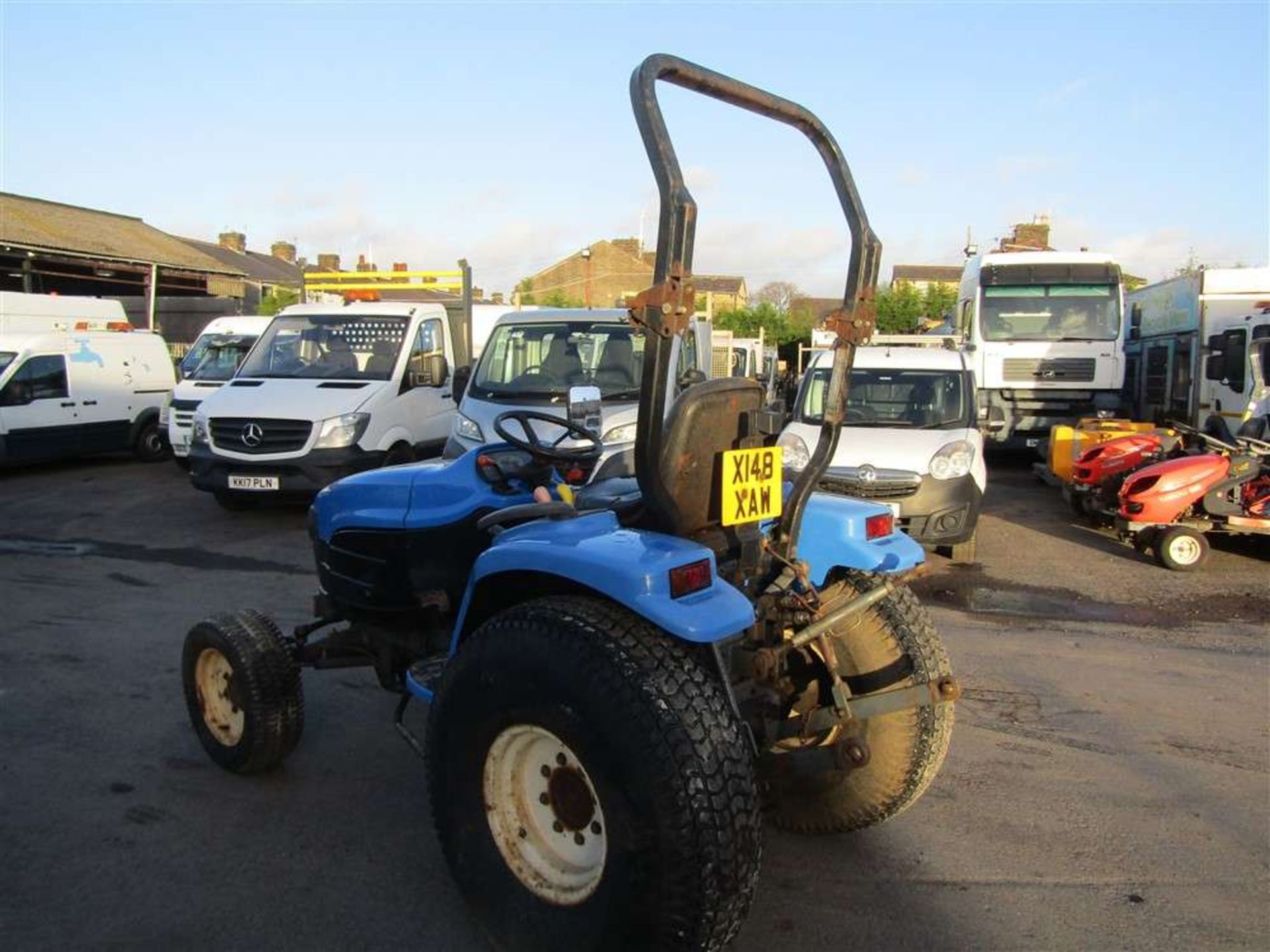 2001 X reg New Holland Agric Tractor 2 Axle Rigid Body - Image 3 of 5