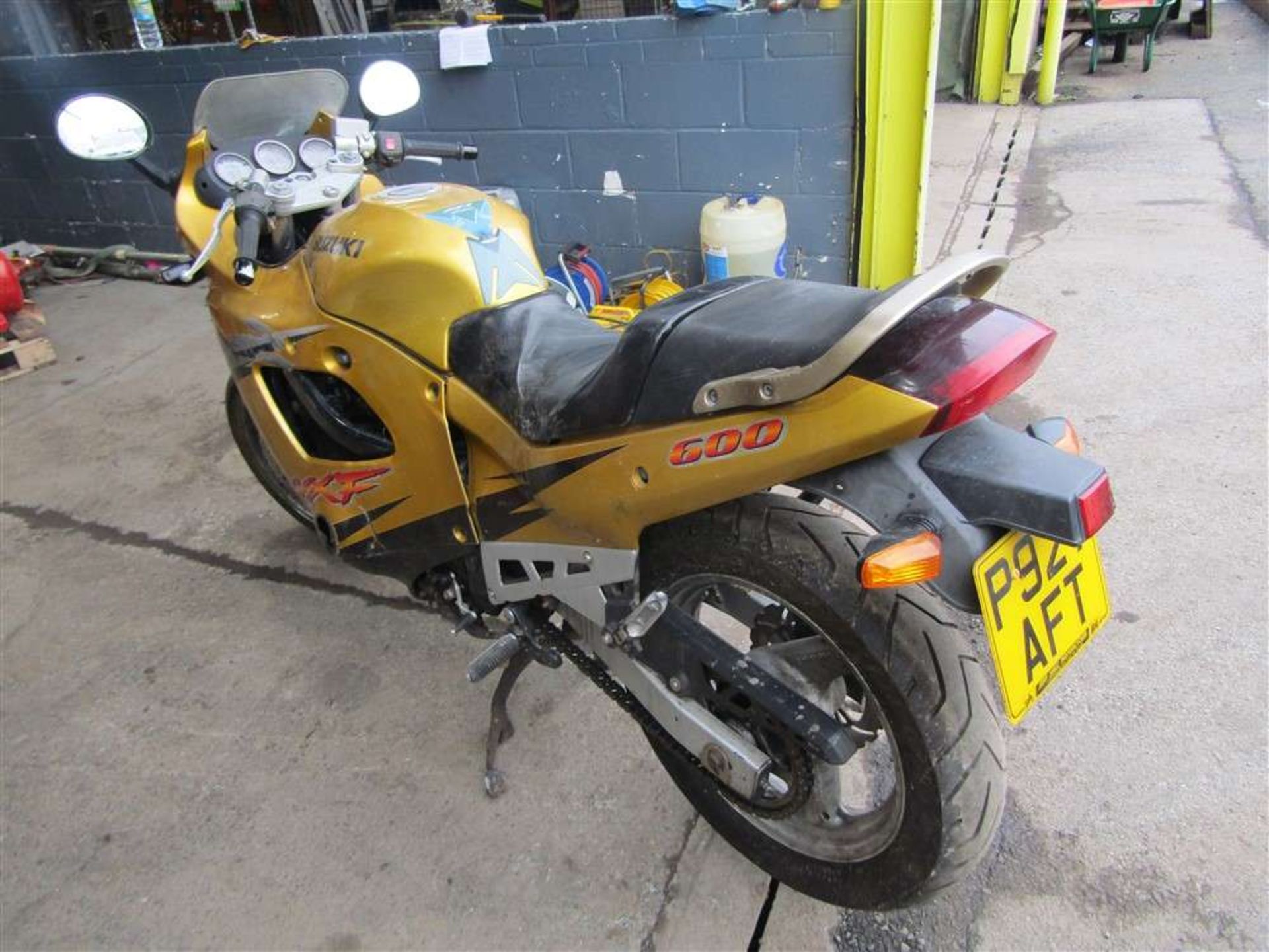 P reg Suzuki GSXF 600 Super Bike C/W CAT N Insurance Loss - Image 3 of 5