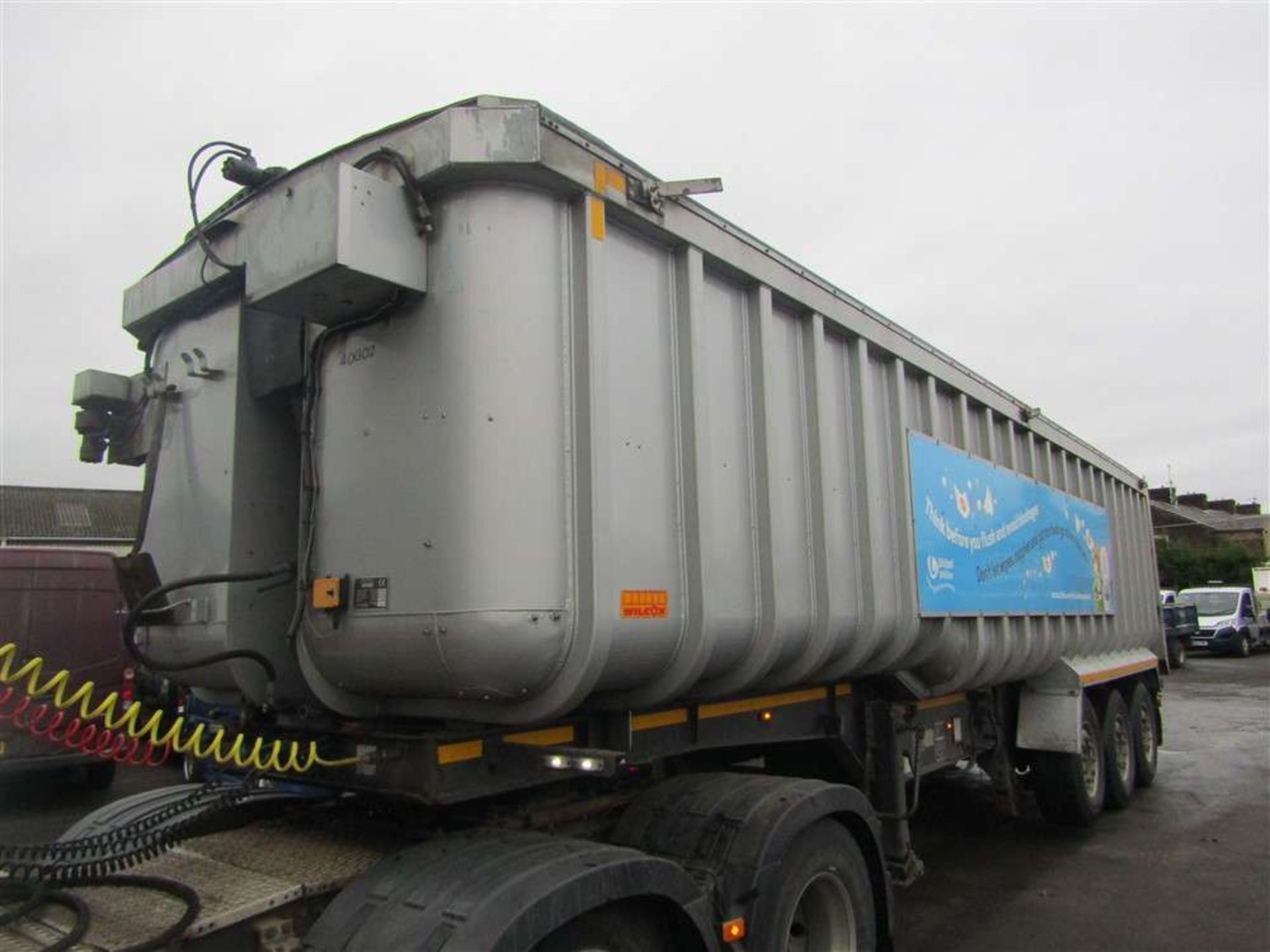 2012 Wilcox Tri Axle Bulk Tipping Trailer c/w Easy Sheet (Direct United Utilities Water ) - Image 3 of 10