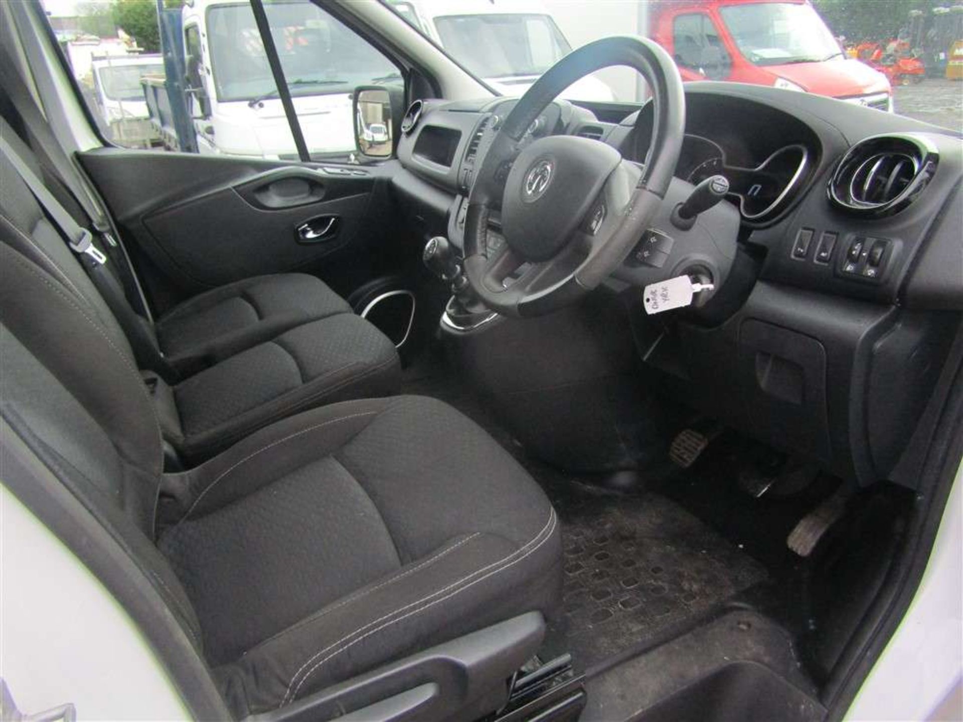 2018 68 reg Vauxhall Vivaro L2H1 2900 Sportive - Image 6 of 7