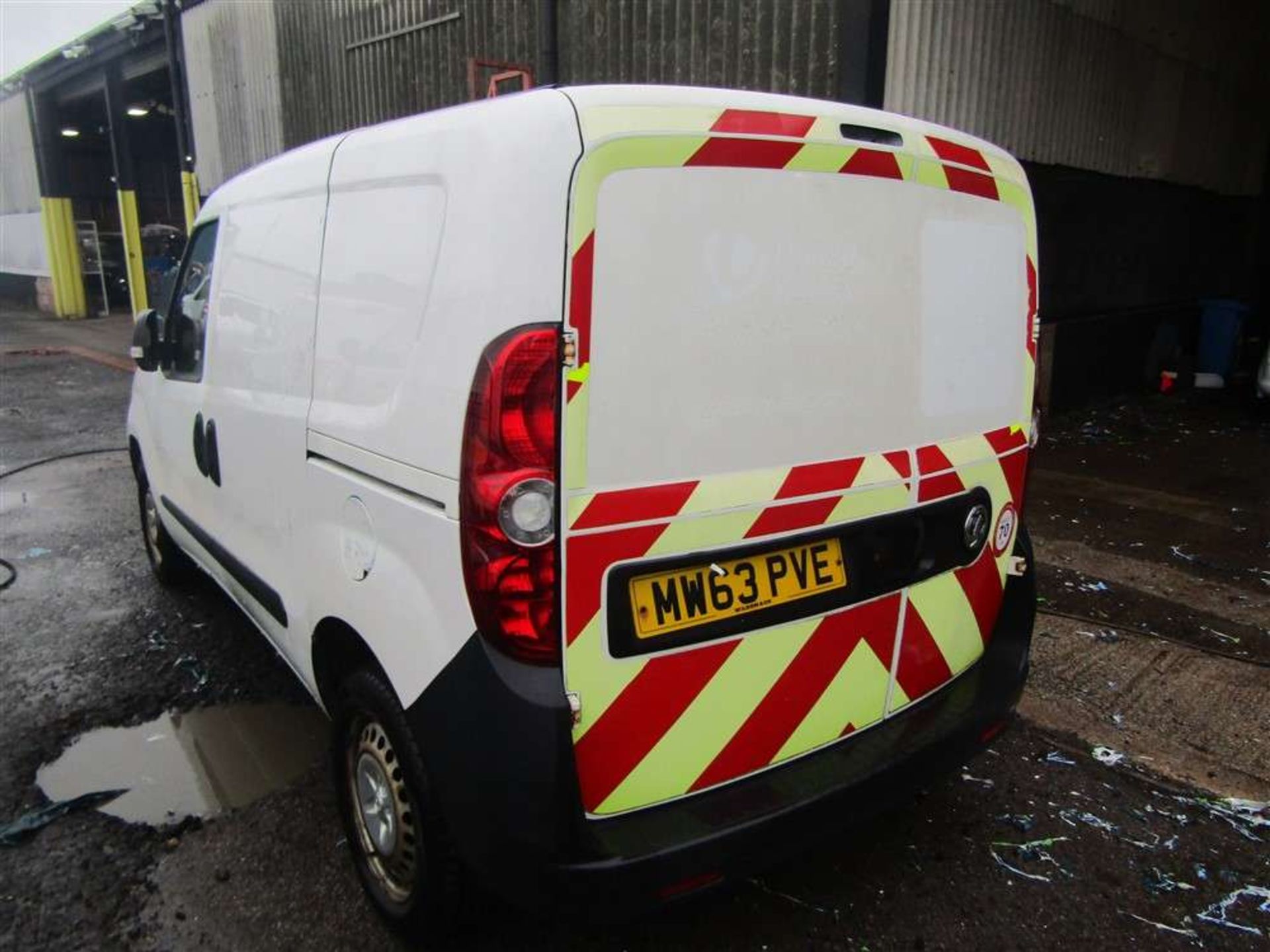 2013 63 reg Vauxhall Combo 2300 L1H1 CDTI (Runs and Drives But Wont Rev) (Direct UU Water) - Image 3 of 7