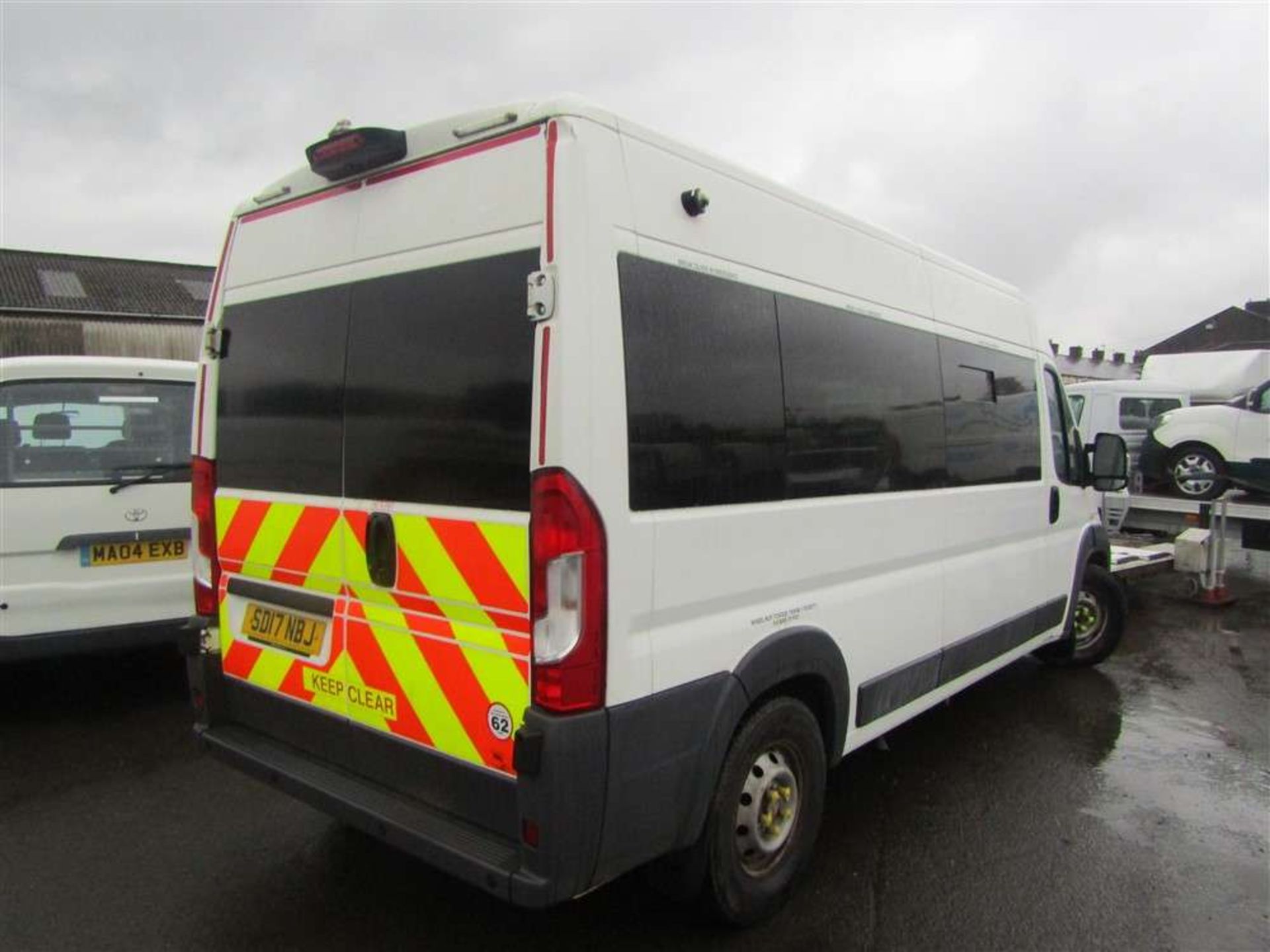 2017 17 reg Peugeot Boxer 435 L3H2 Blue HDI (Runs and Drives But Noisy Engine) - Image 3 of 8