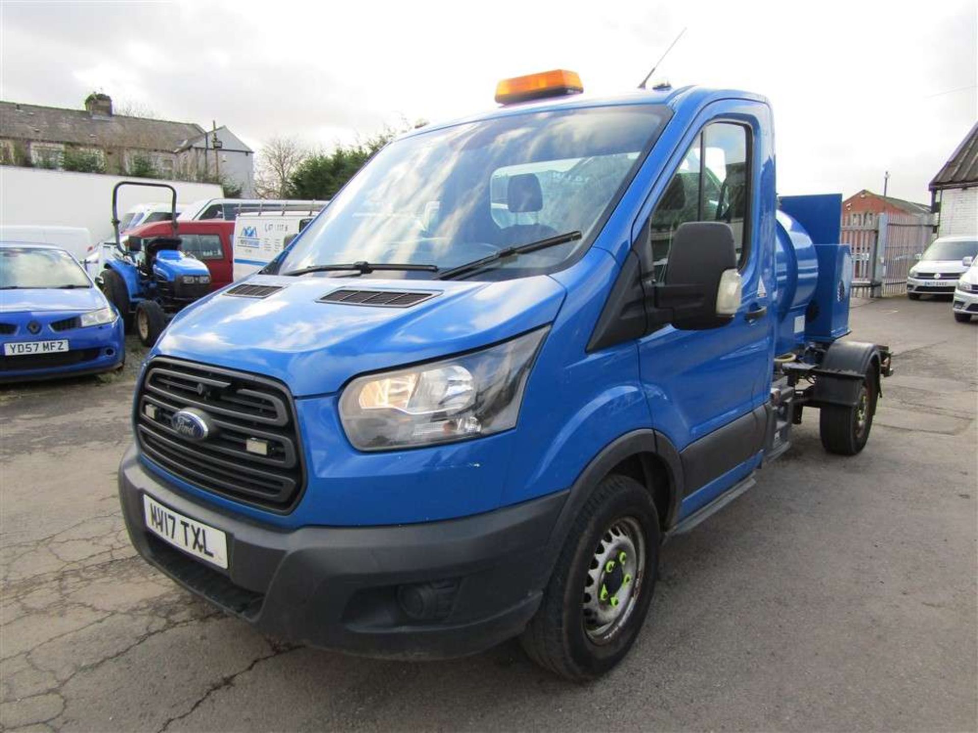 2017 17 reg Ford Transit 350 Flat Lorry Vacuum Tanker - Image 2 of 9