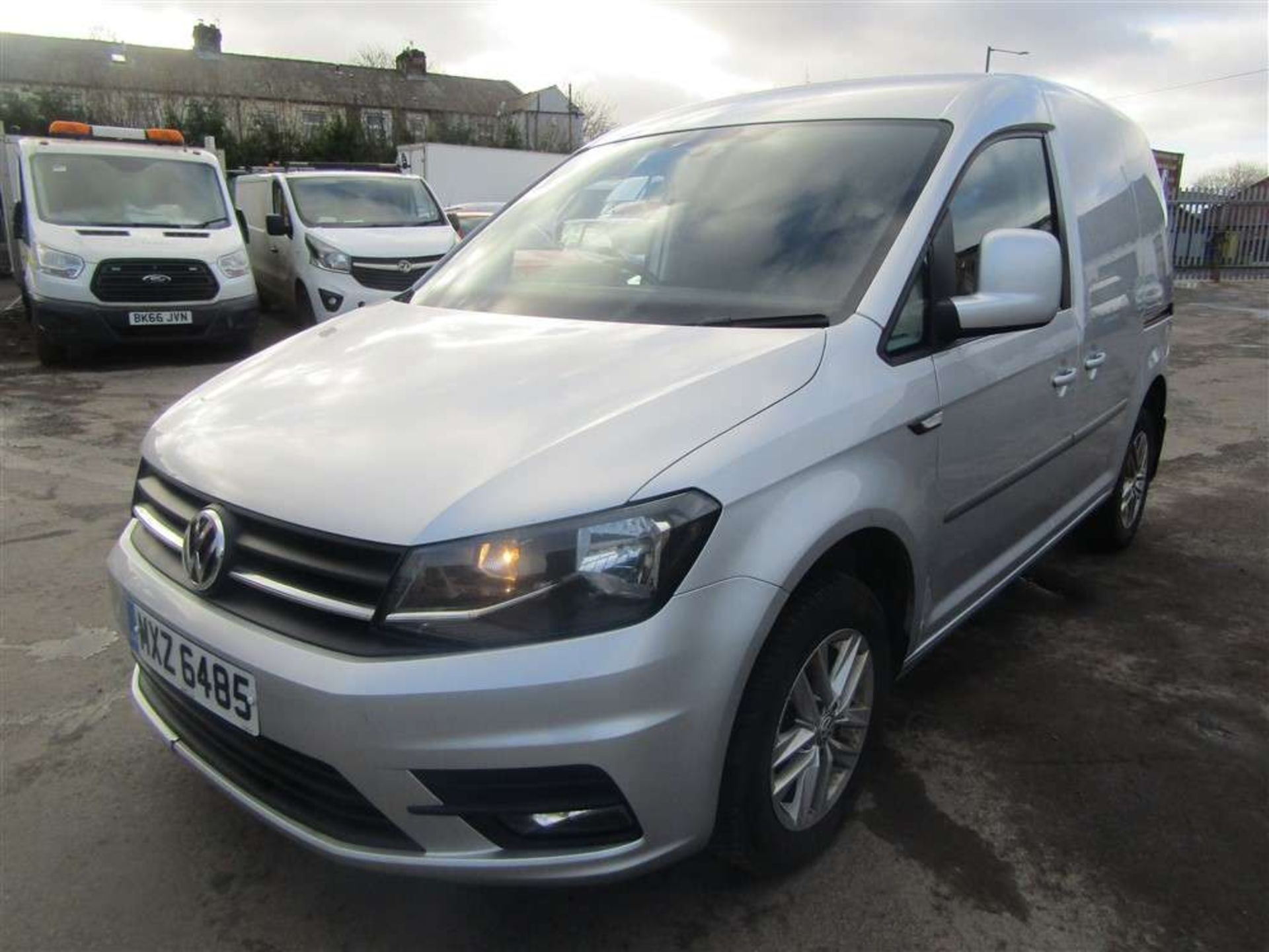 2018 18 reg Volkswagen Caddy C20 Highline TDI - Image 2 of 7