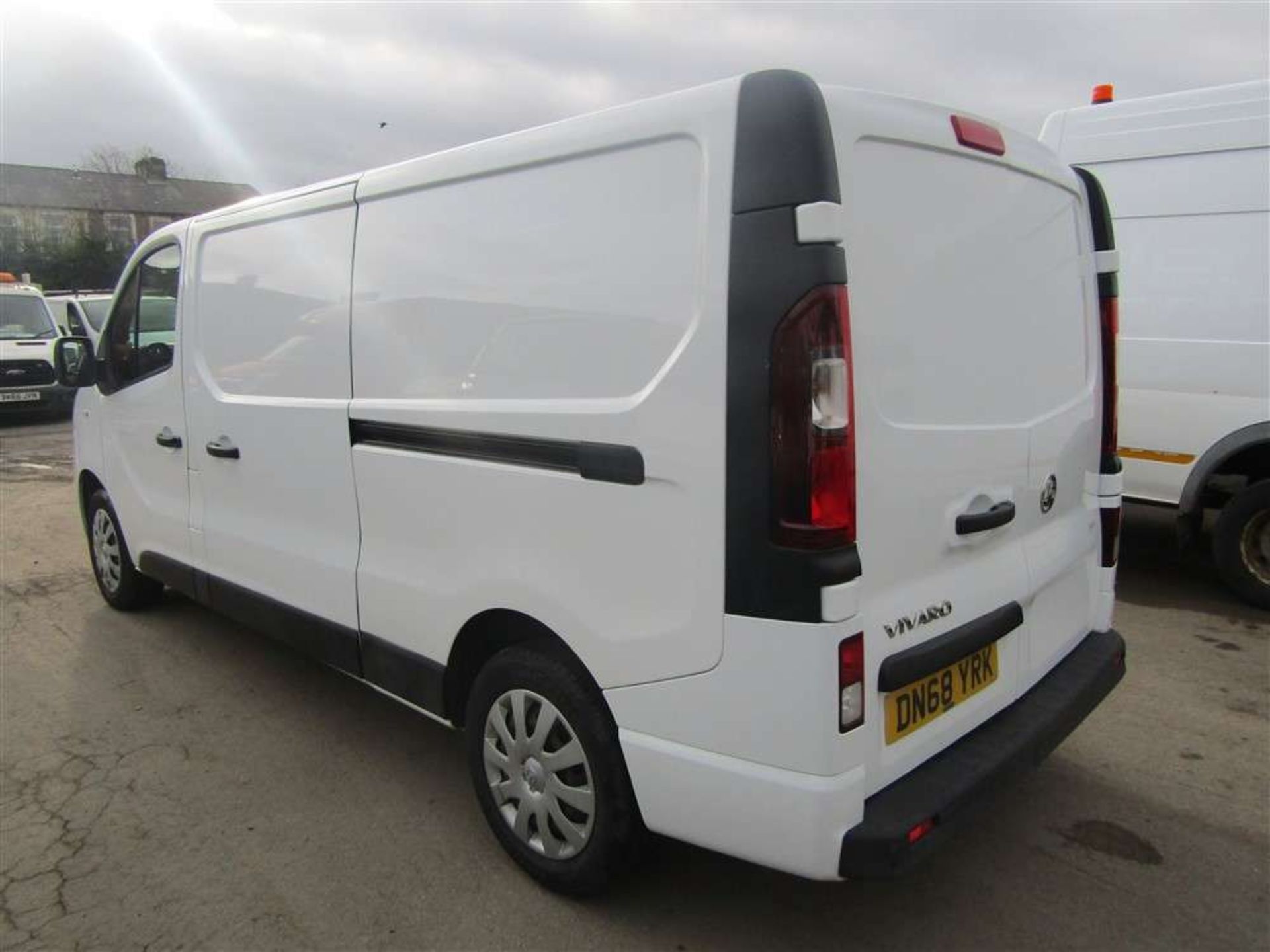 2018 68 reg Vauxhall Vivaro L2H1 2900 Sportive - Image 3 of 7