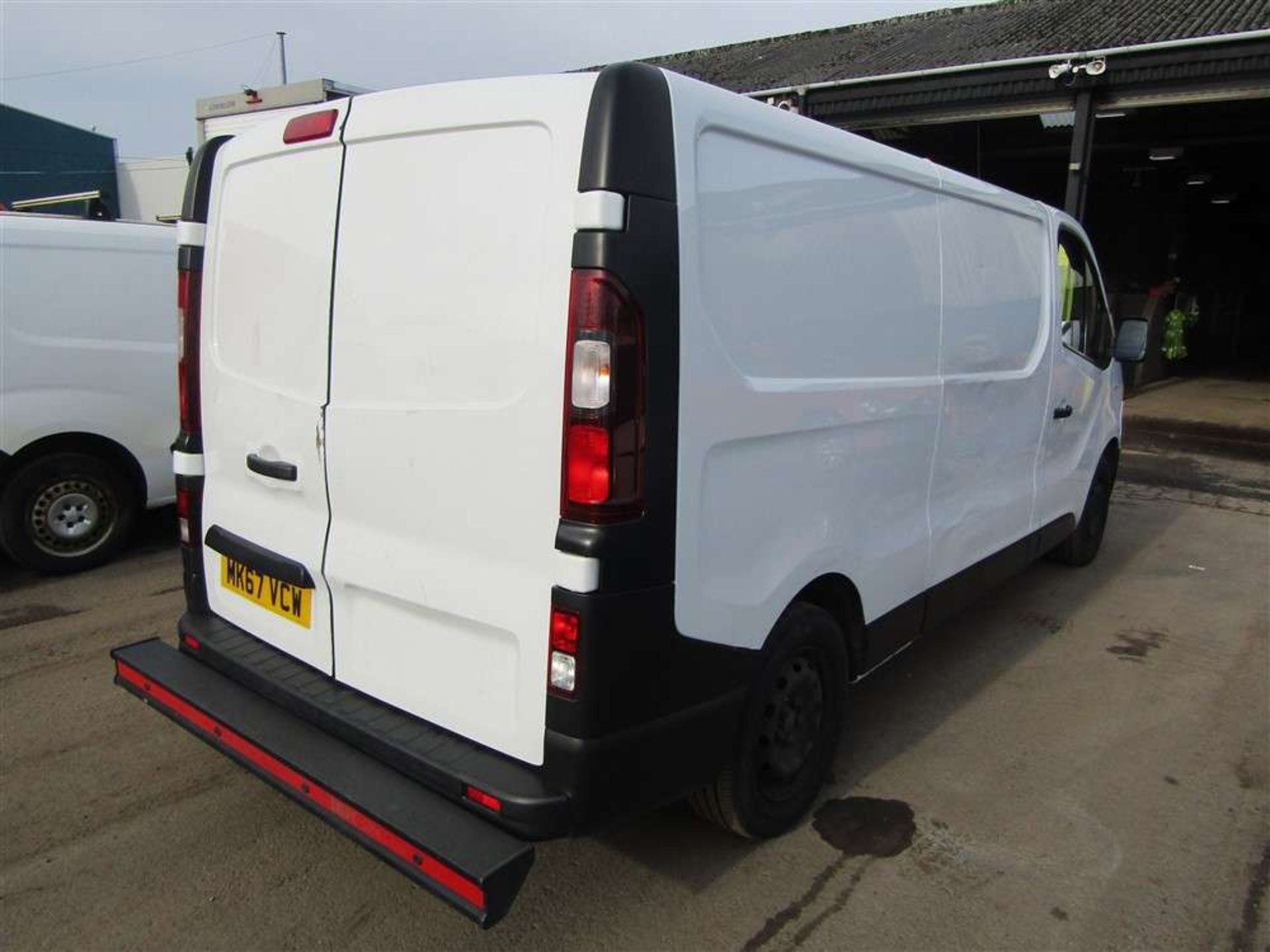 2017 67 reg Renault Trafic LWB DCI Business - Image 4 of 7