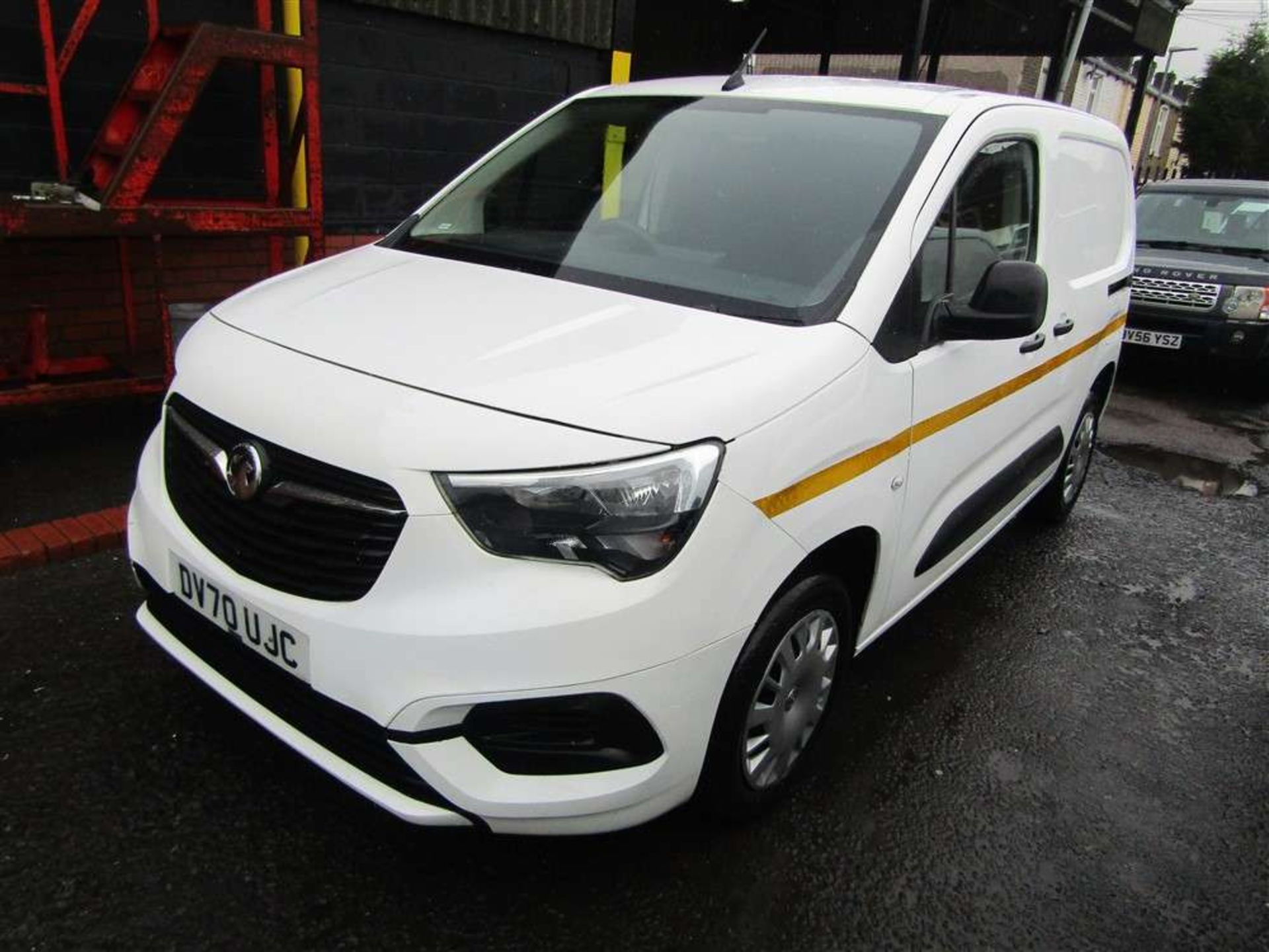 2020 70 reg Vauxhall Combo L1H1 2300 Sportive S/S - Image 2 of 7