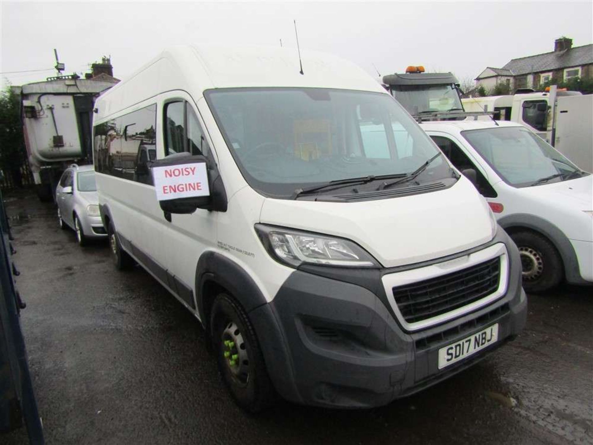 2017 17 reg Peugeot Boxer 435 L3H2 Blue HDI (Runs and Drives But Noisy Engine) - Image 8 of 8