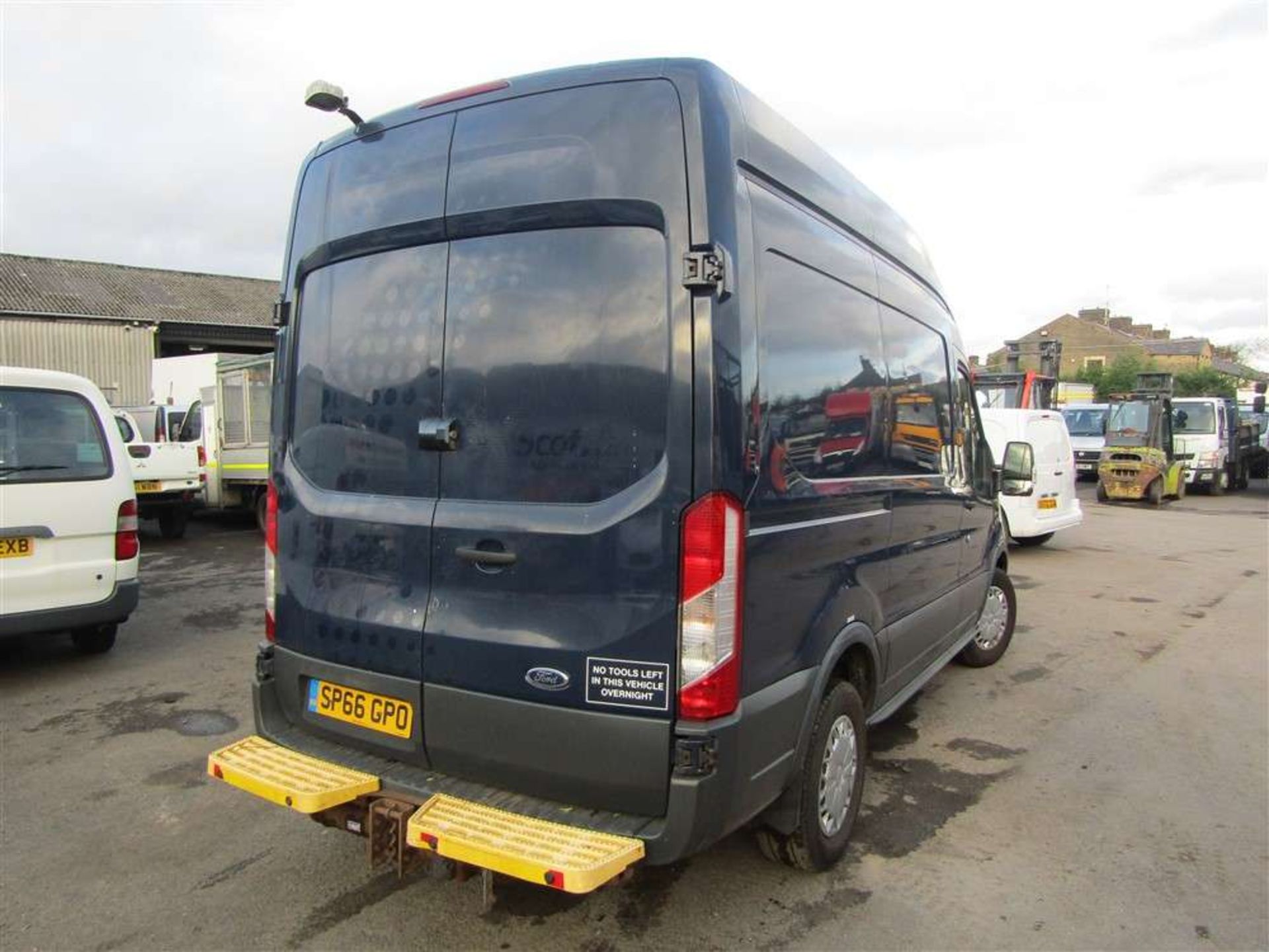 2016 66 reg Ford Transit 350 (Runs but Won't Drive due to Gearbox issues) - Image 4 of 8