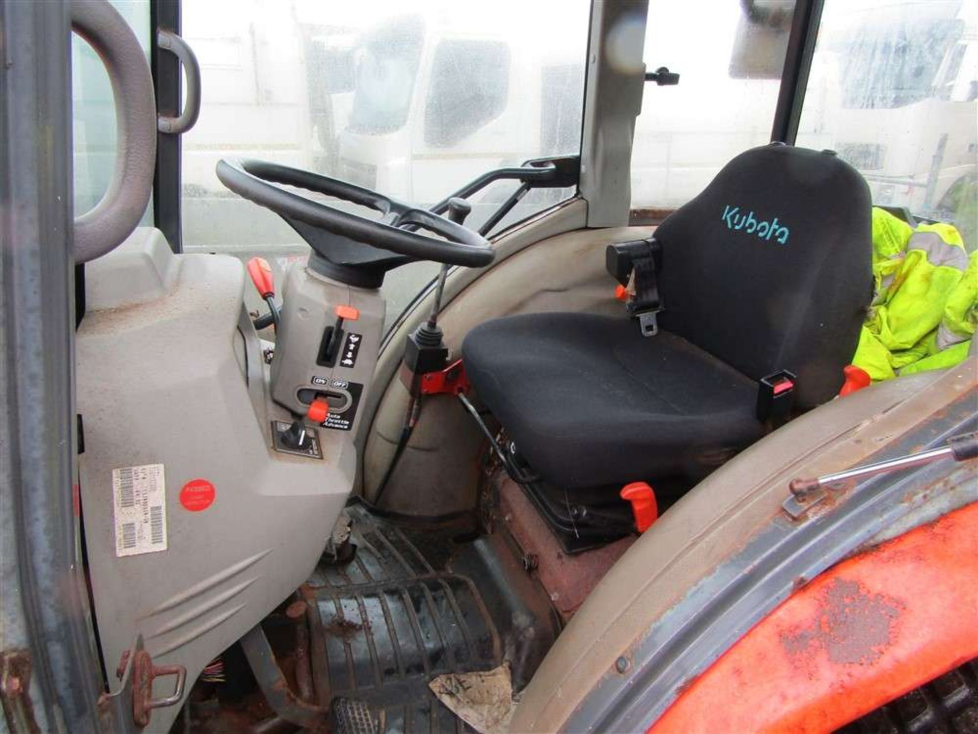 2010 10 reg Kubota LA854 Tractor - Image 5 of 6