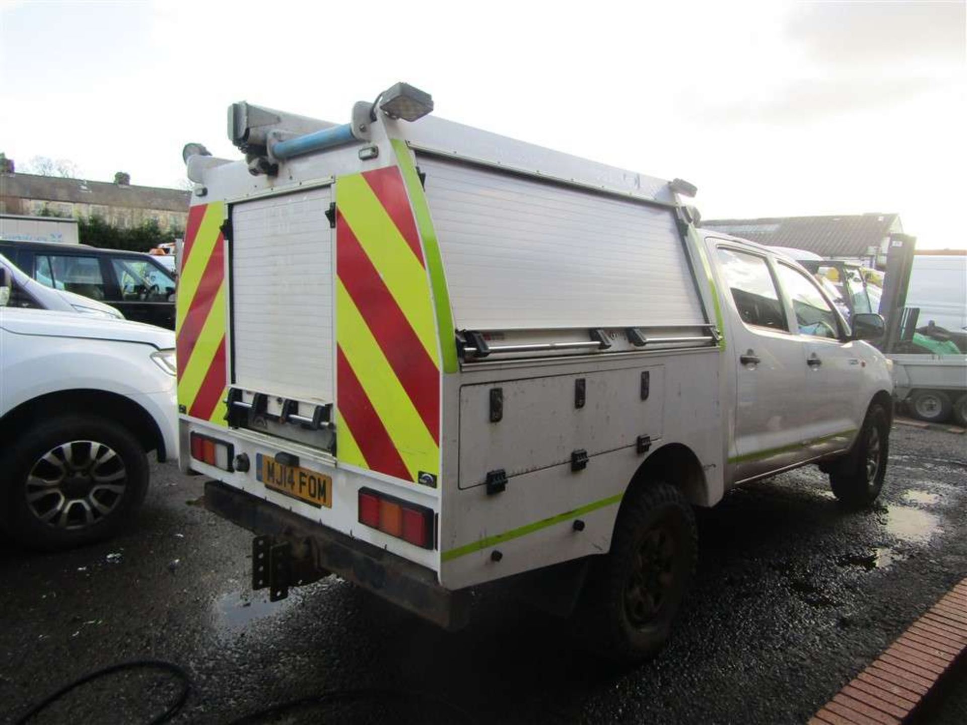 2014 14 reg Toyota Hilux Active D-4D 4x4 DCB (Non Runner) (Direct Electricity North West) - Image 4 of 6