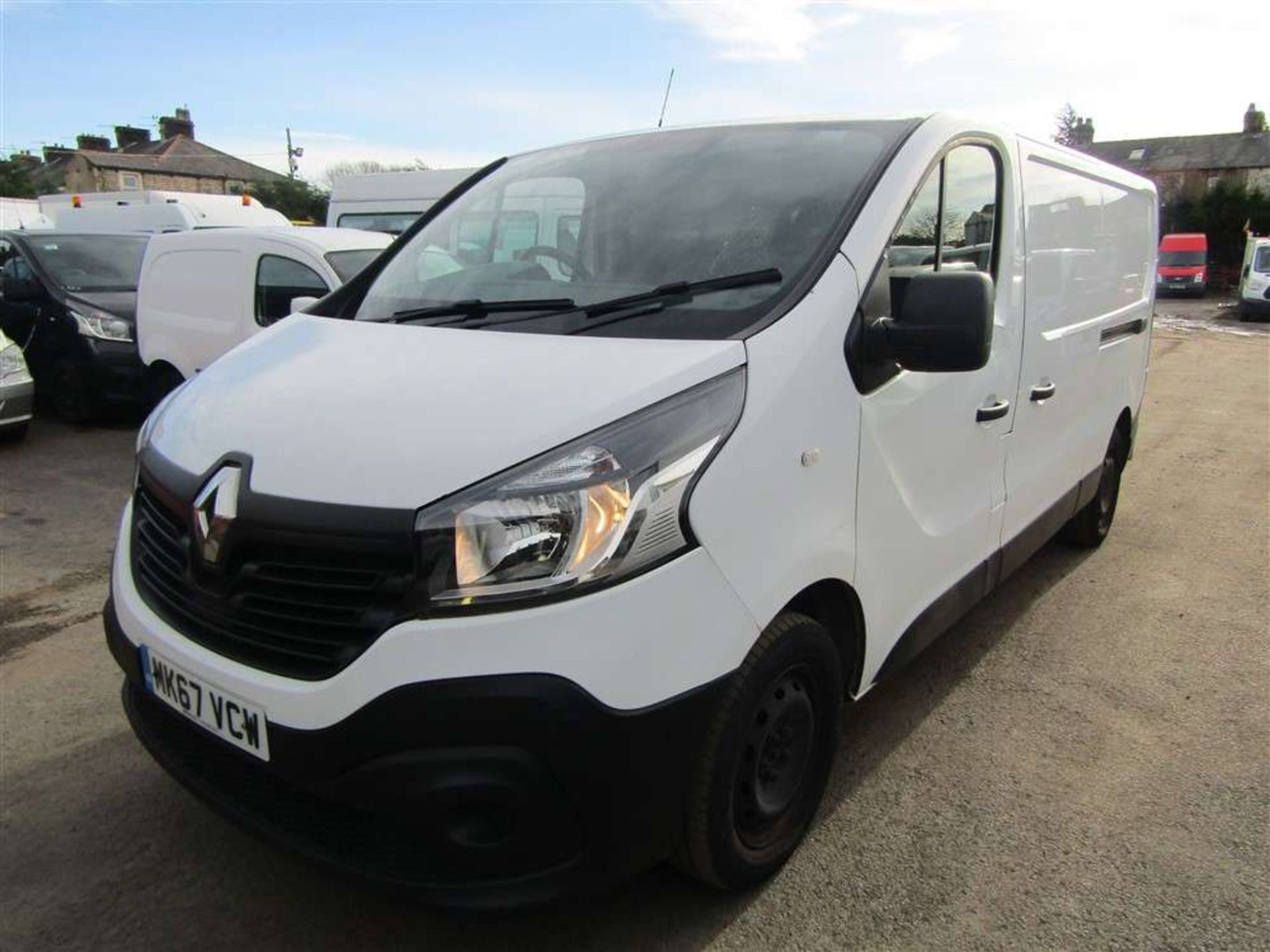 2017 67 reg Renault Trafic LWB DCI Business - Image 2 of 7