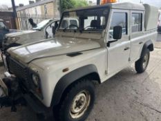 Land Rover Defender 110 TD5 (Runs But Doesn't Drive - Clutch Issues) (Direct Council)