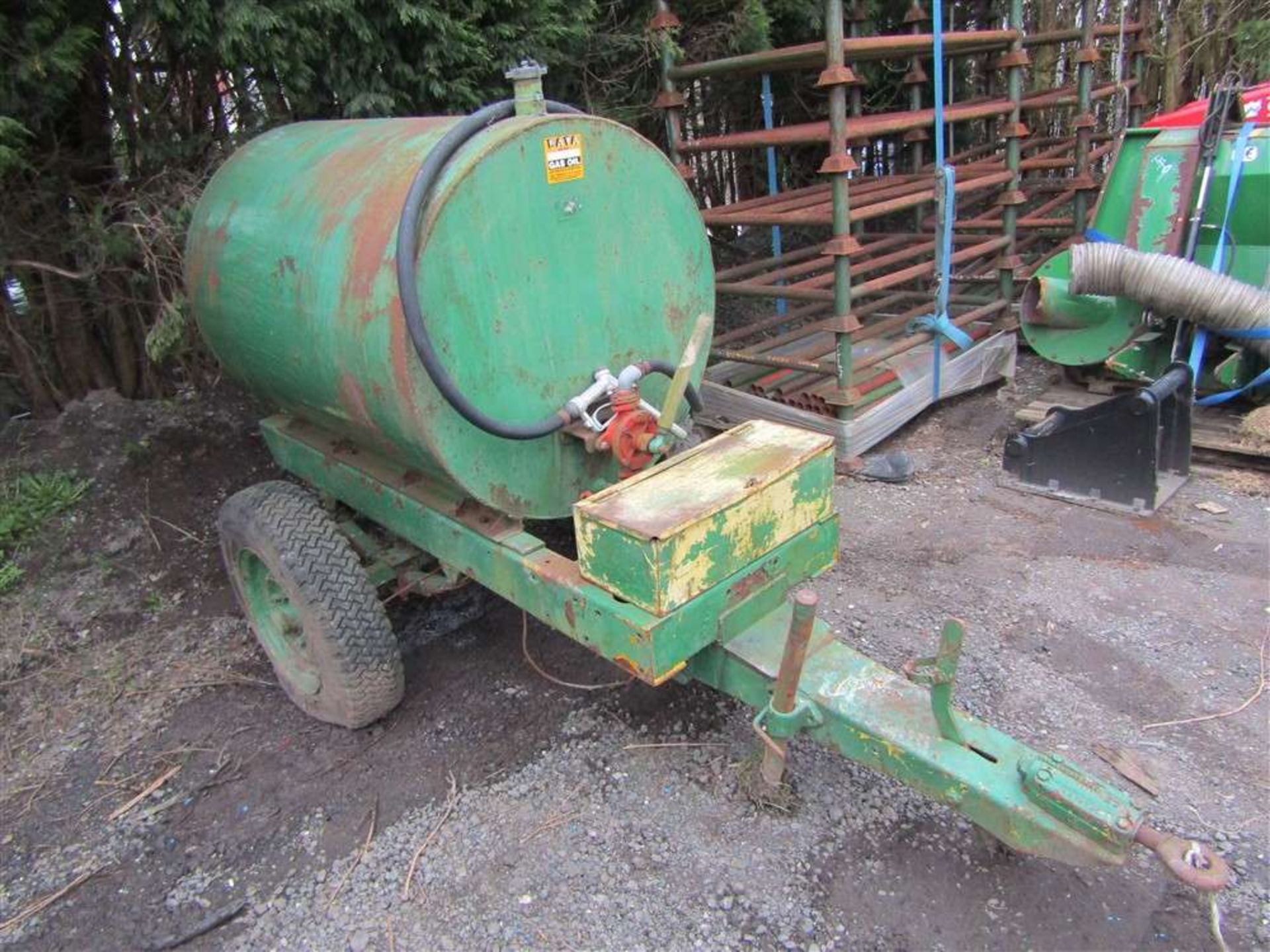 Fuel Bowser c/w Hose & Pump & Nozzle