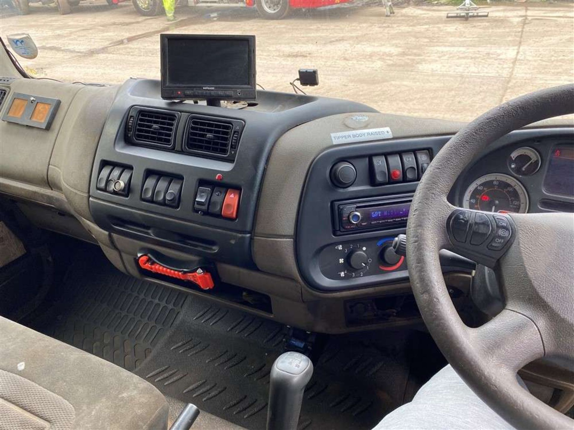 2012 12 reg DAF LF 45.160 7.5t Dropside Tipper with Tar Chutes (Sold On Site - Liverpool) - Image 9 of 10