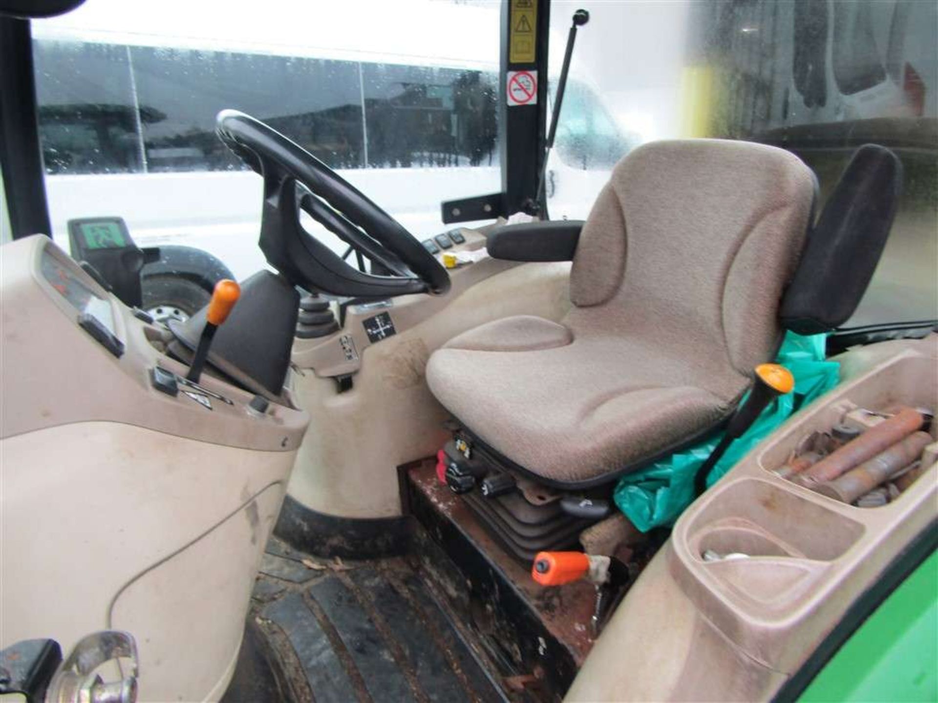 2008 57 reg John Deere 3520 Tractor C/W Loading Arm (Direct Council) - Bild 6 aus 8