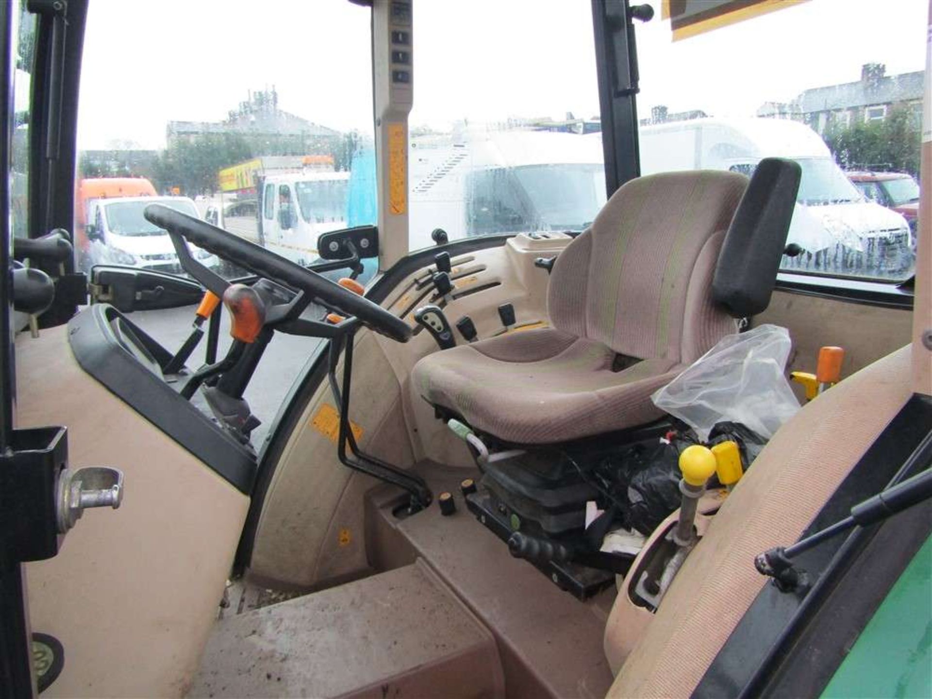 2008 08 reg John Deere 533 Tractor (Direct Council) - Image 5 of 7