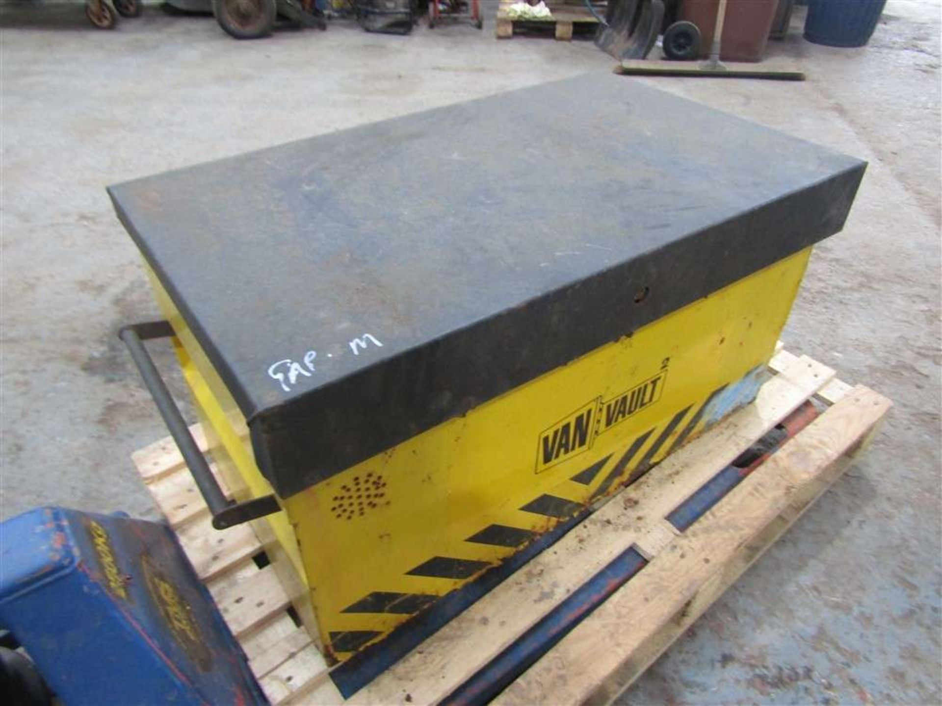 Large Steel Tool Vault (Direct Gap)