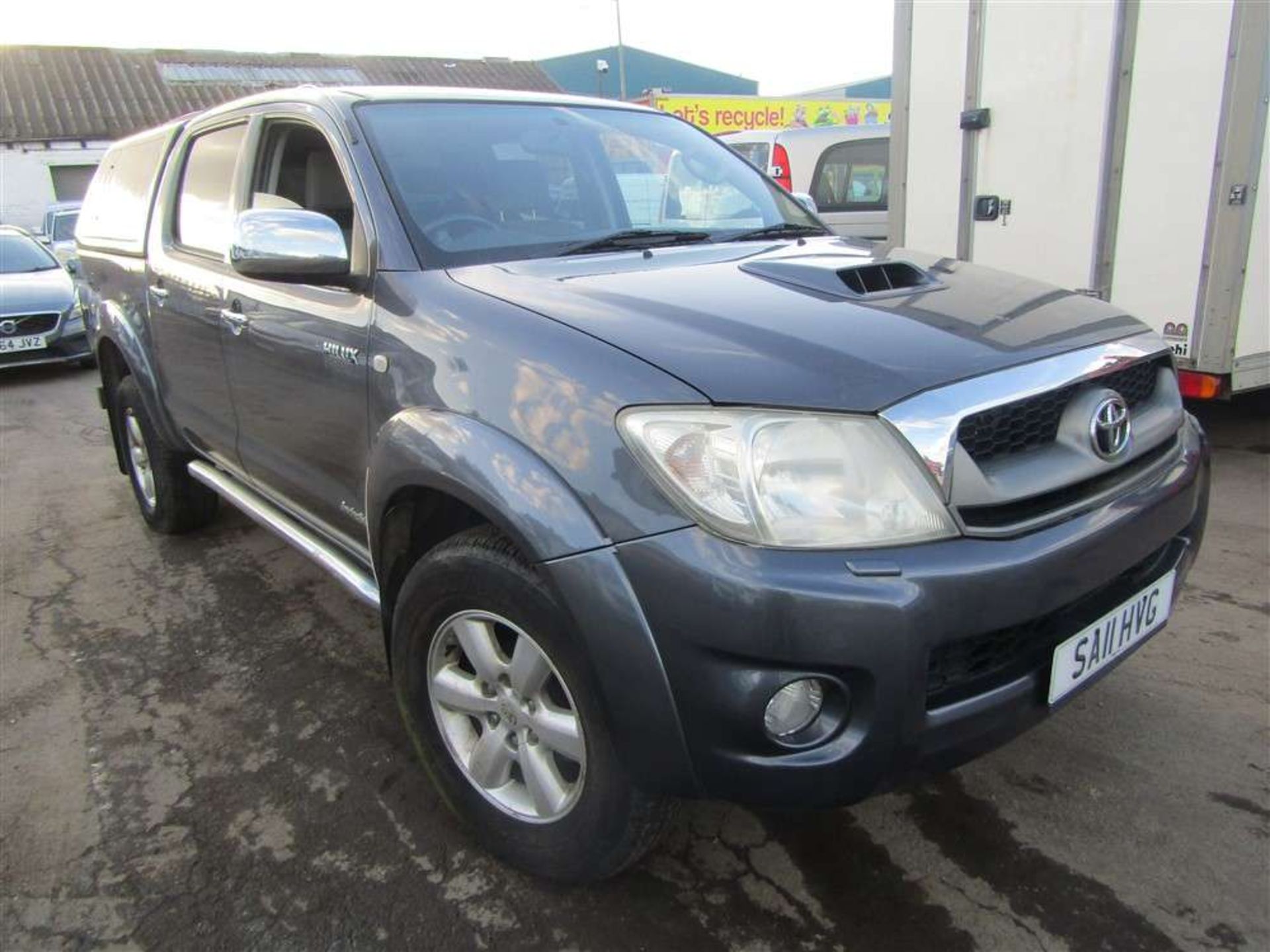 2011 11 reg Toyota Hilux Invincible D-4D 4x4 DCB