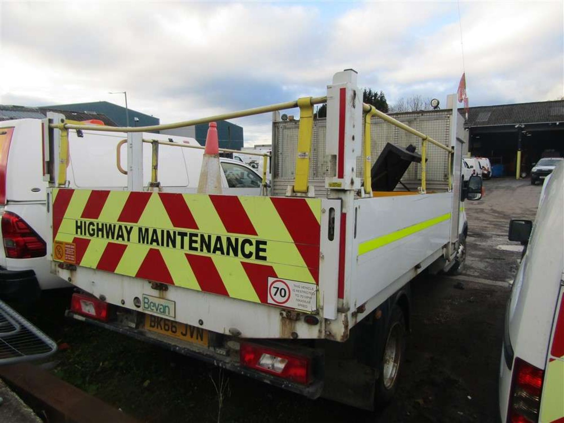 2016 66 reg Ford Transit 350 Dropside (Non Runner) (Starts But Cuts Out) - Image 4 of 5