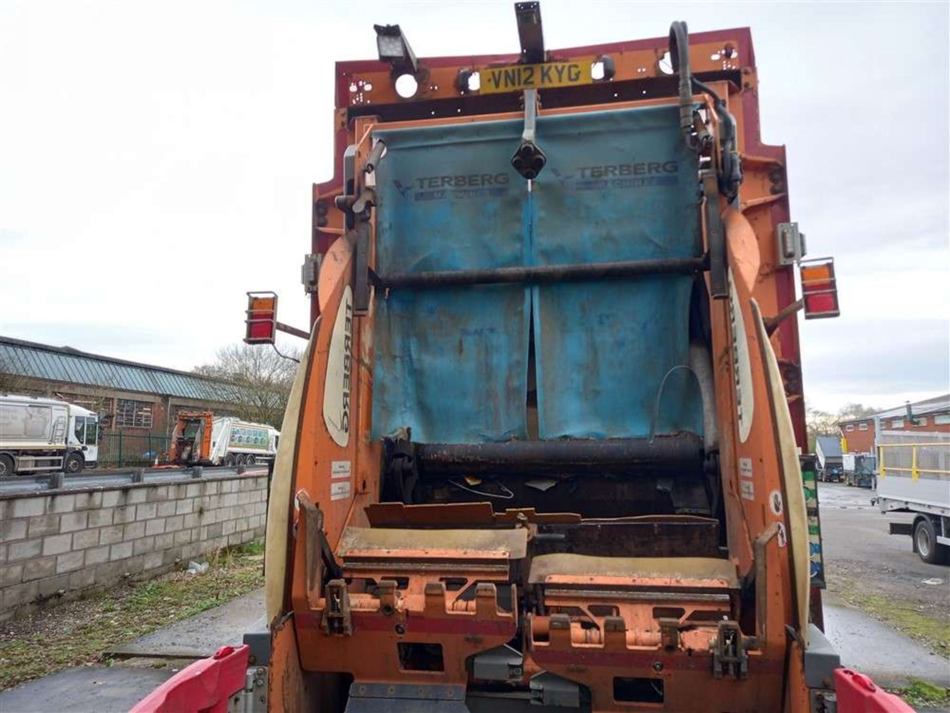 2012 12 reg Dennis Elite 2 N1826VRB5 Refuse Wagon (Direct Council - Sold on Site Leek) - Image 5 of 7