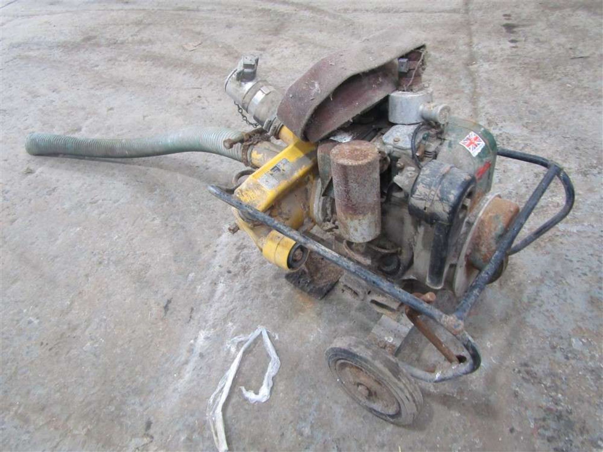 Lister Diesel Water Pump c/w Handle/Suction & Delivery Pipes