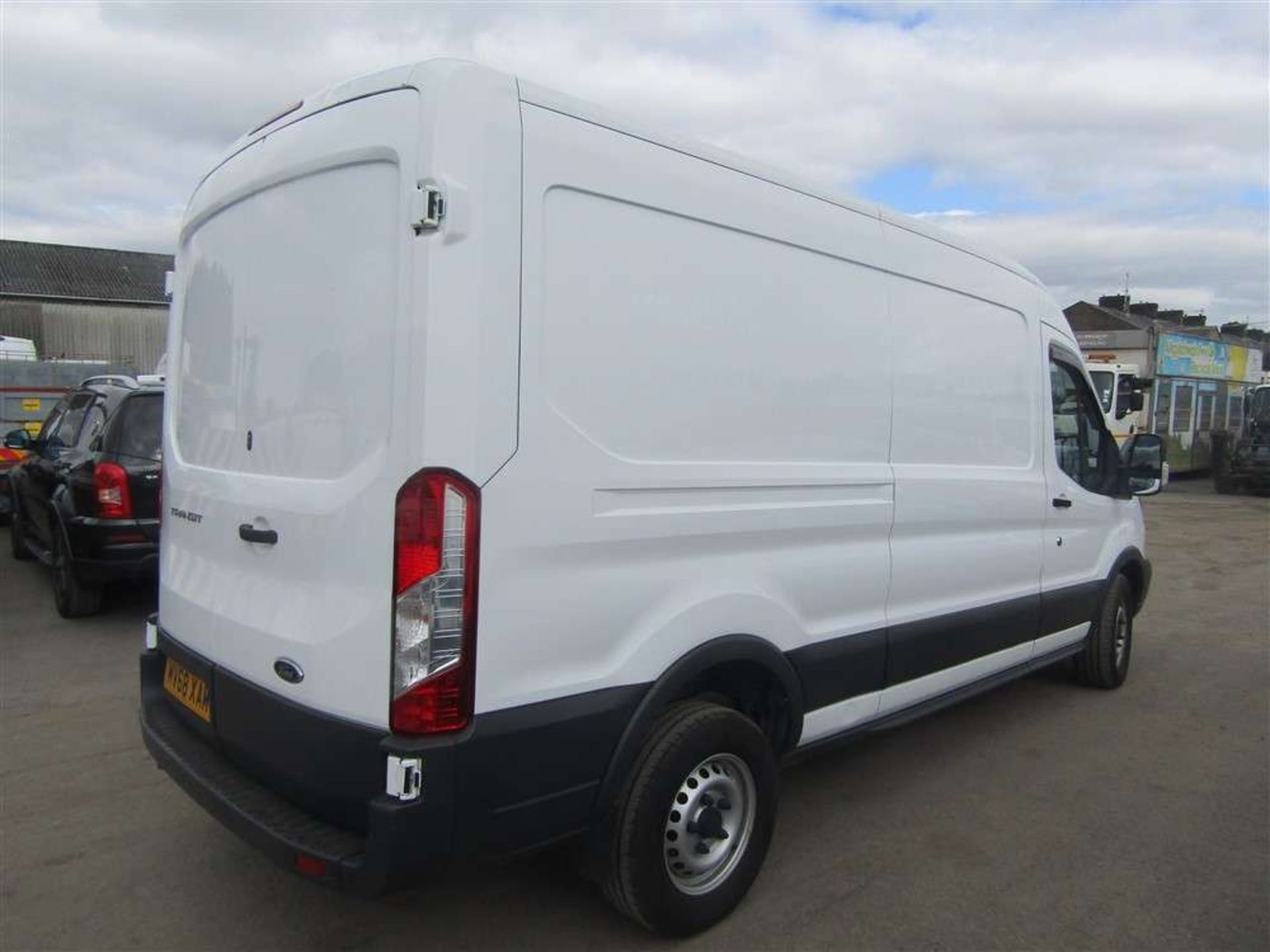 2018 68 reg Ford Transit 350 - Image 4 of 7