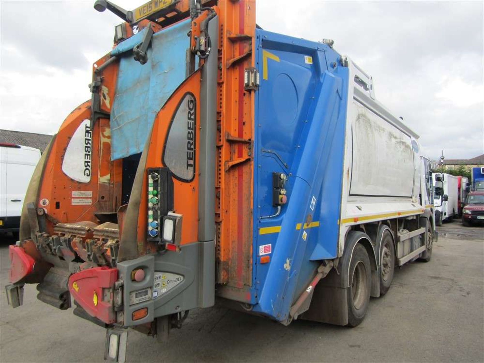 2015 15 reg Dennis Elite Refuse Wagon (Direct Council) - Image 4 of 6