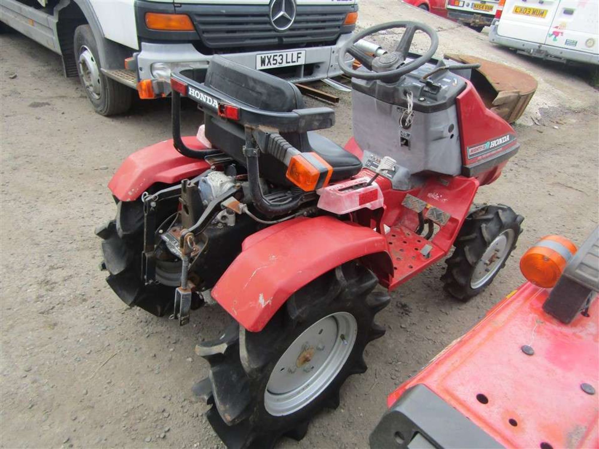 Honda Mighty 13R Hight Torque Compact Tractor 4wd & PTO - Image 4 of 4