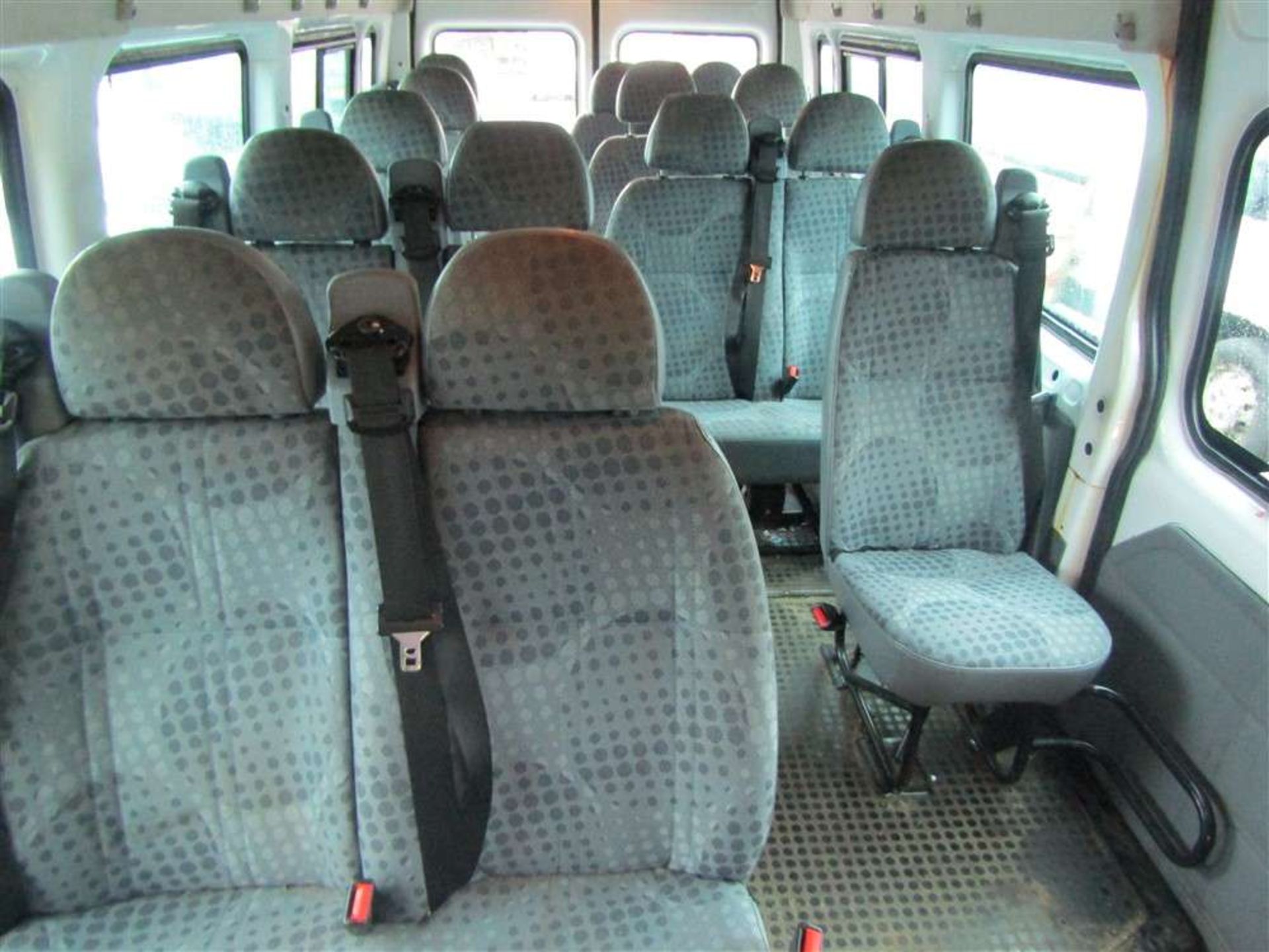 2008 58 reg Ford Transit 115 T430 17S RWD Minibus (Direct Council) - Image 5 of 7