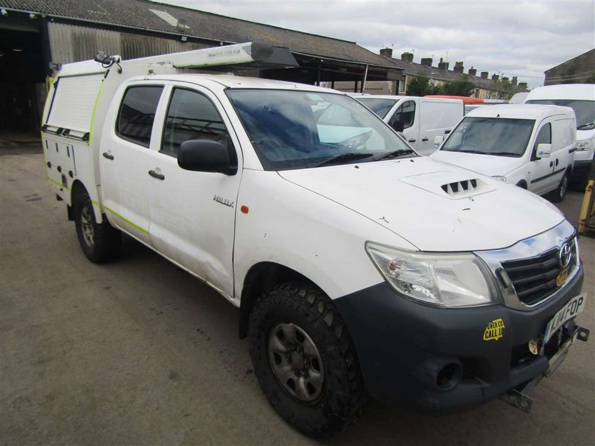 2014 14 reg Toyota Hilux Active D-4D 4x4 DCB (Direct Electricity North West)