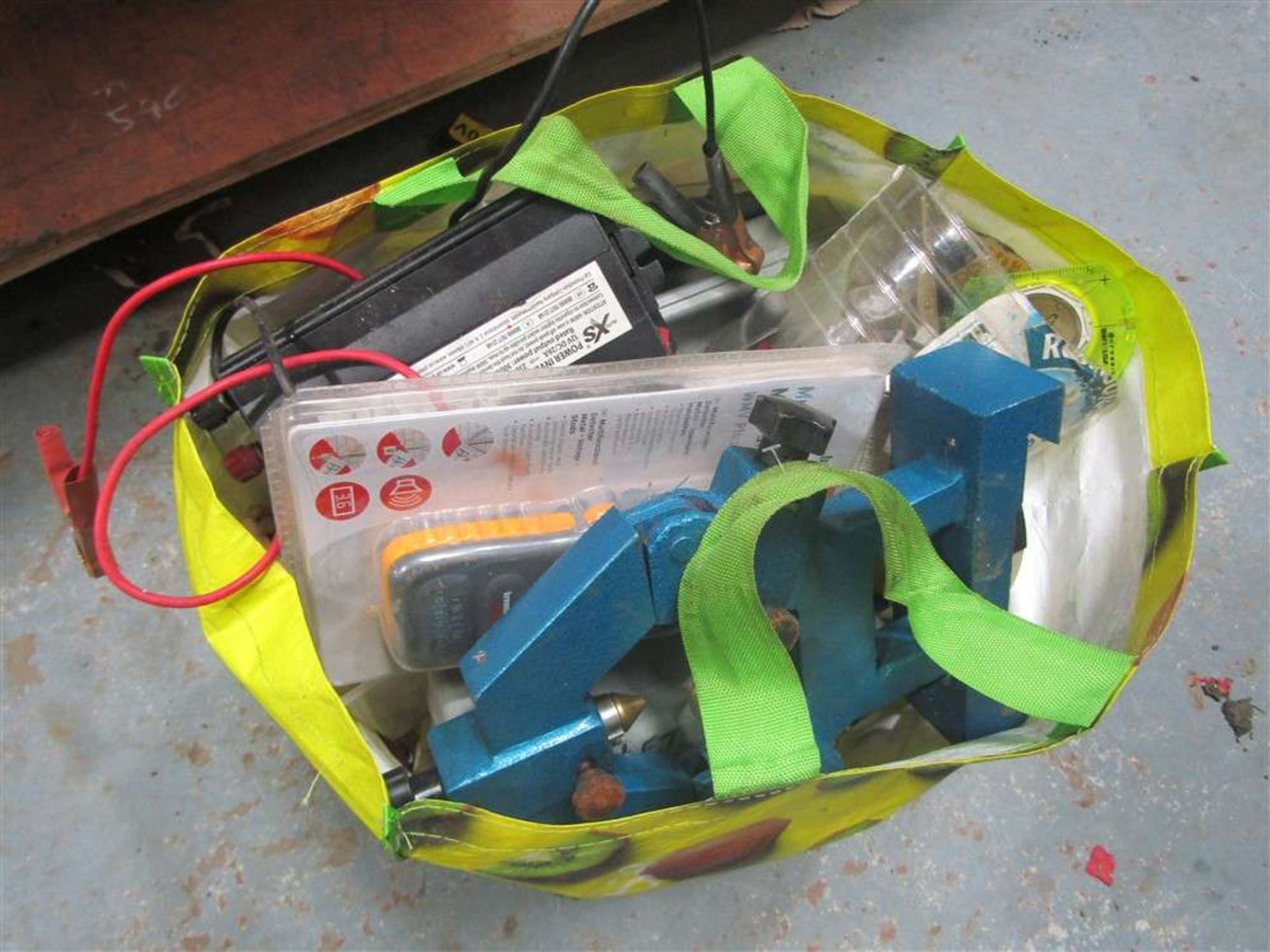 Inverter And Multifunctional Meter And Bag Of Assorted Bits