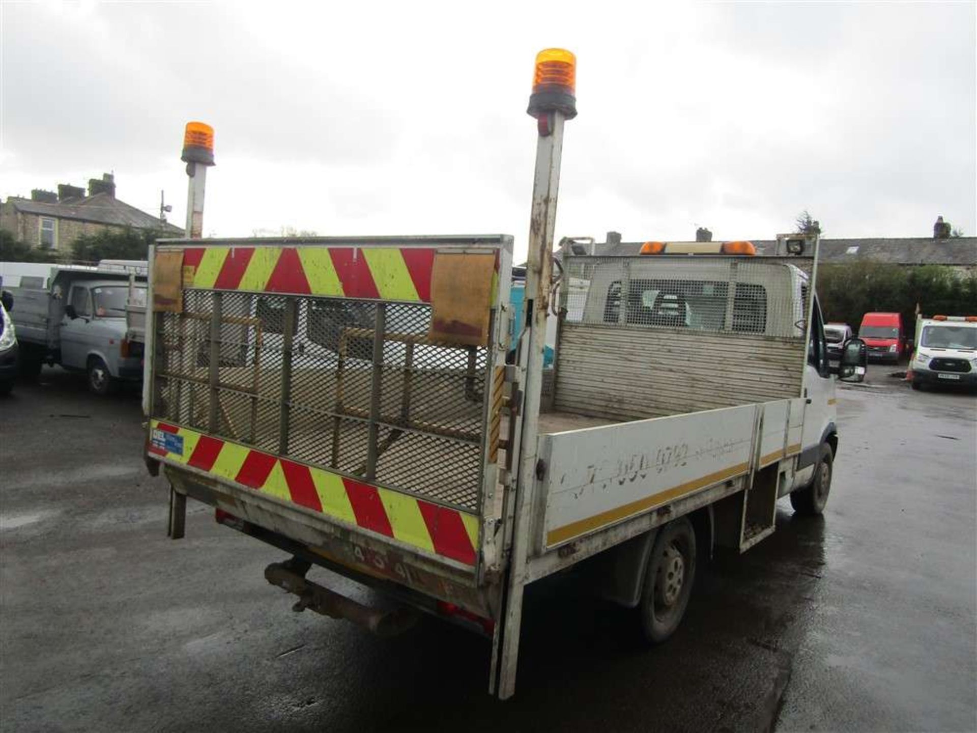2013 62 reg Iveco Daily 35S13 MWB Flatbed Tail Lift - Image 4 of 6