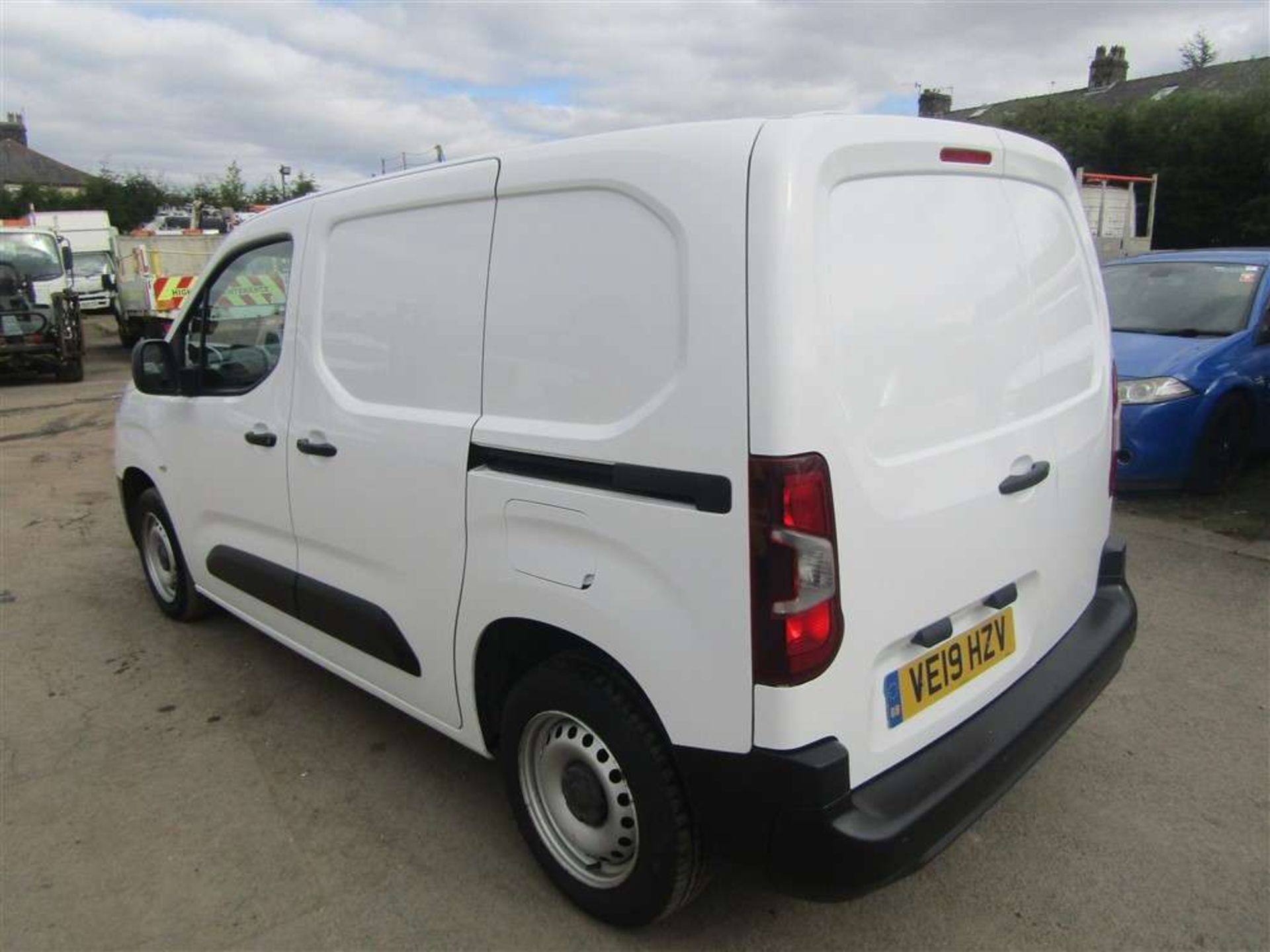 2019 19 reg Vauxhall Combo 2000 Edition T/D S/S - ONLY 36K Miles - Image 3 of 7